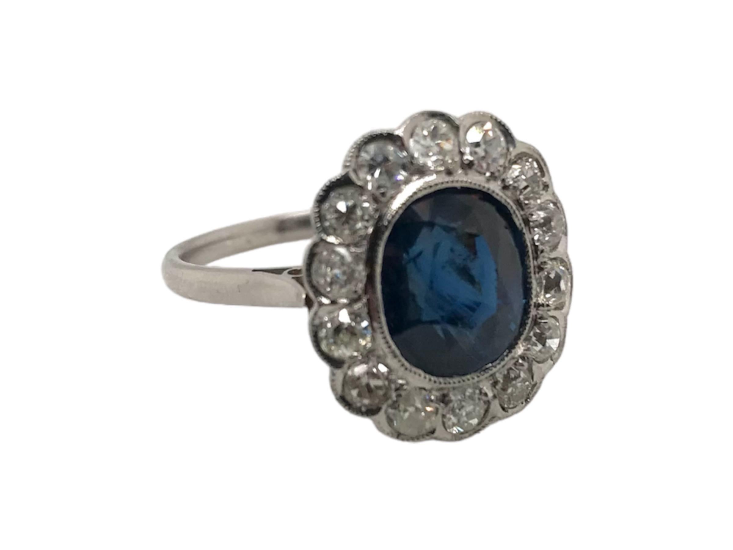 Oval Cut Art Deco 3.25 Carat Sapphire & Diamond Platinum Ring For Sale