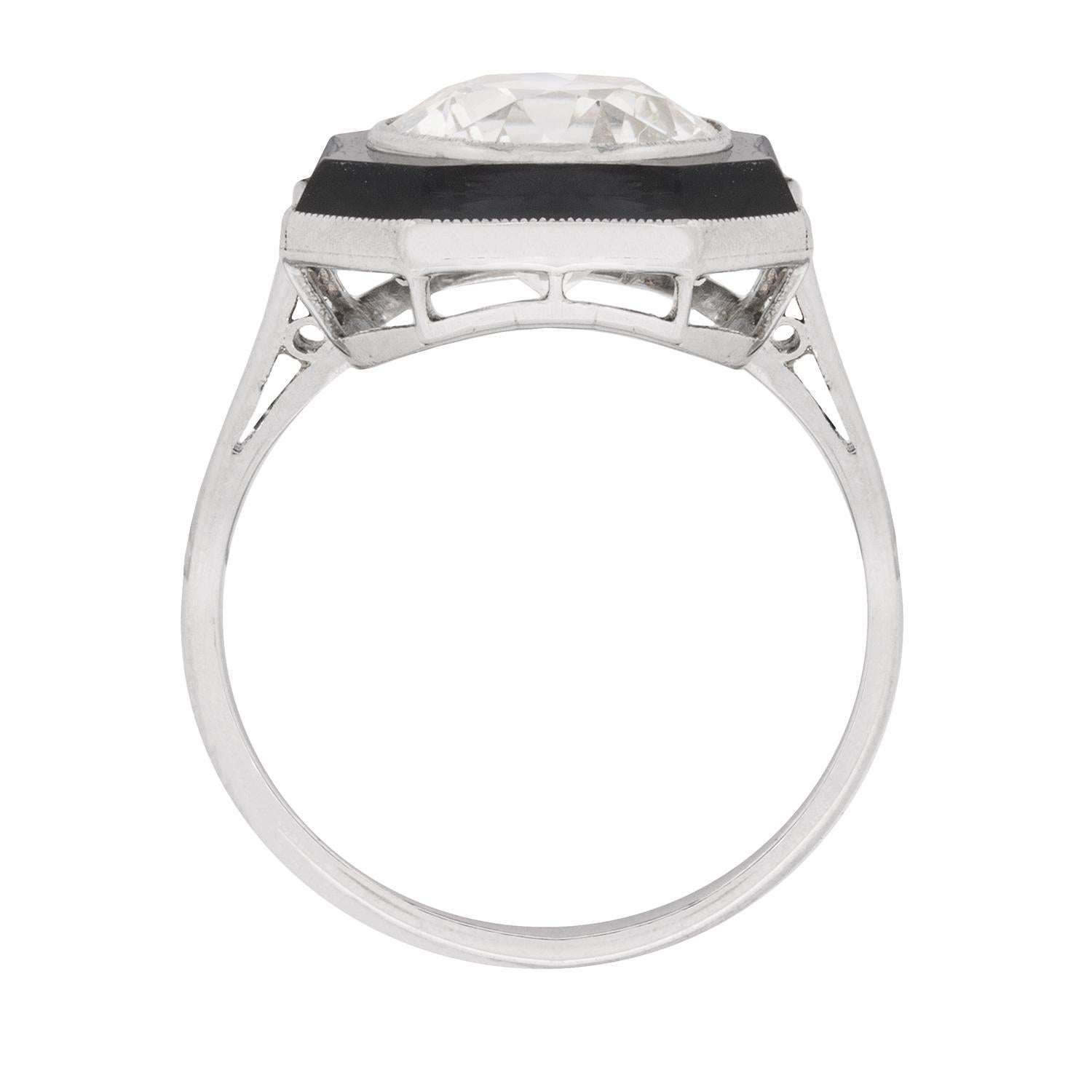 Art-déco-Ring mit 3,30 Karat Diamant und Onyx, ca. 1920er Jahre (Alteuropäischer Schliff) im Angebot