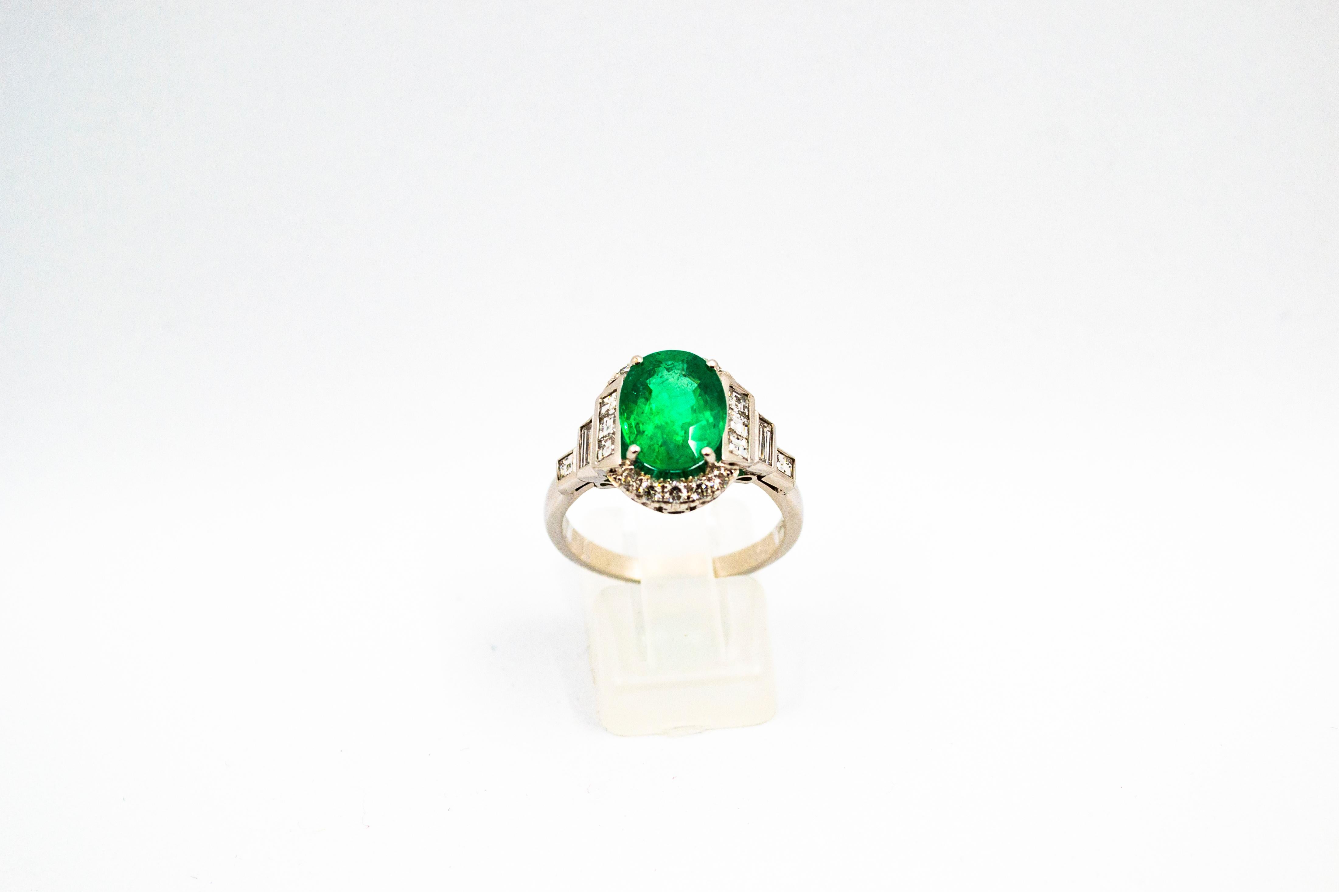 Art Deco Style 3.30 Carat Emerald 0.90 Carat White Diamond White Cocktail Ring In New Condition In Naples, IT