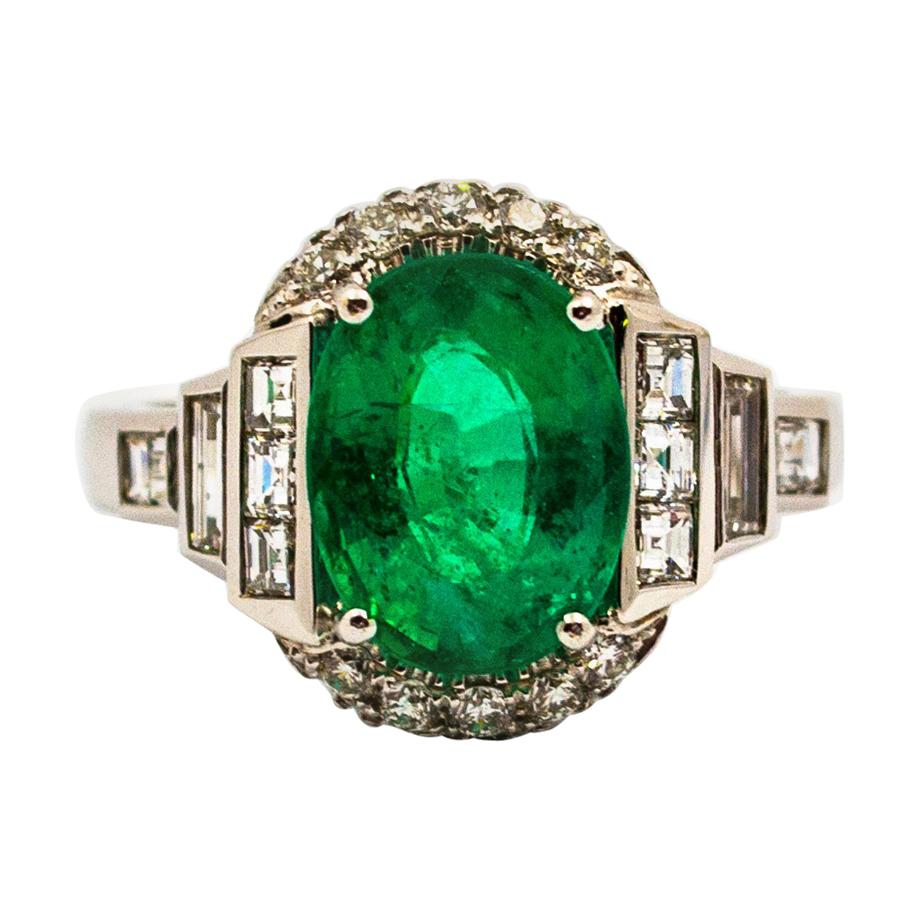 Art Deco Style 3.30 Carat Emerald 0.90 Carat White Diamond White Cocktail Ring