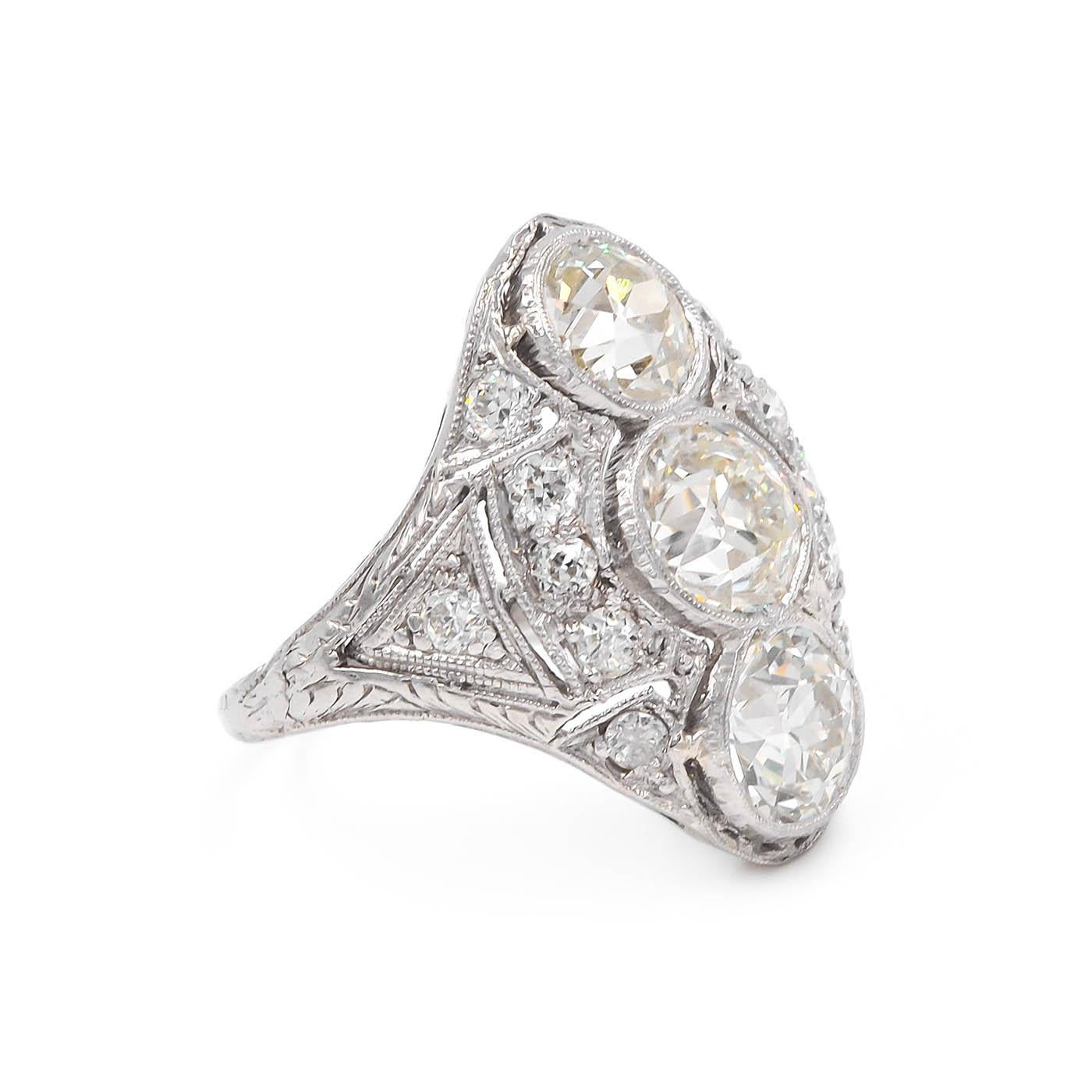Art Deco era 3.37 Ctw. Old European Cut Diamond 3-Stone 'Dinner