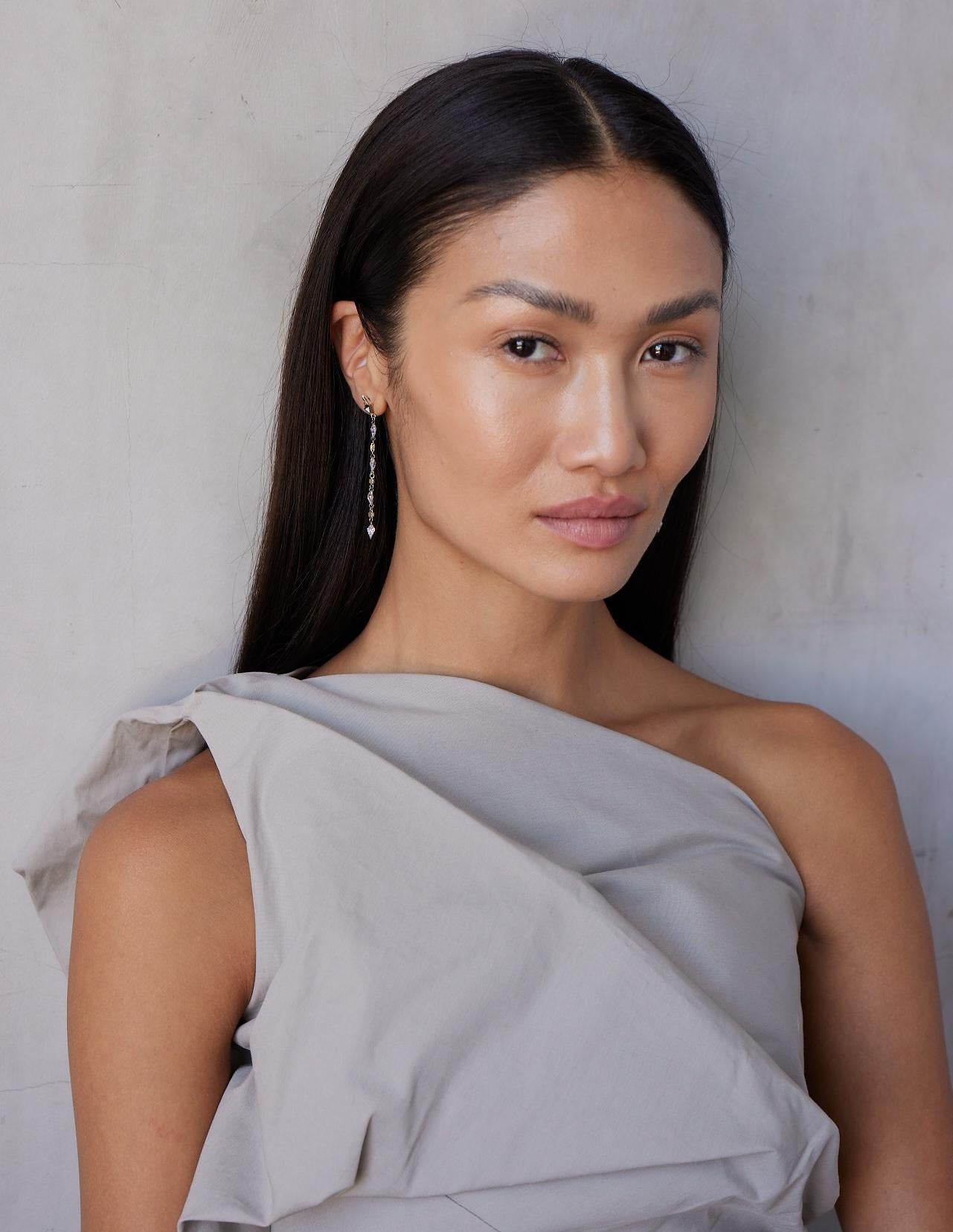 Taille losange Boucles d'oreilles Art Déco 3.5 Carat Trillion & Kite Diamond en or blanc 18k en vente