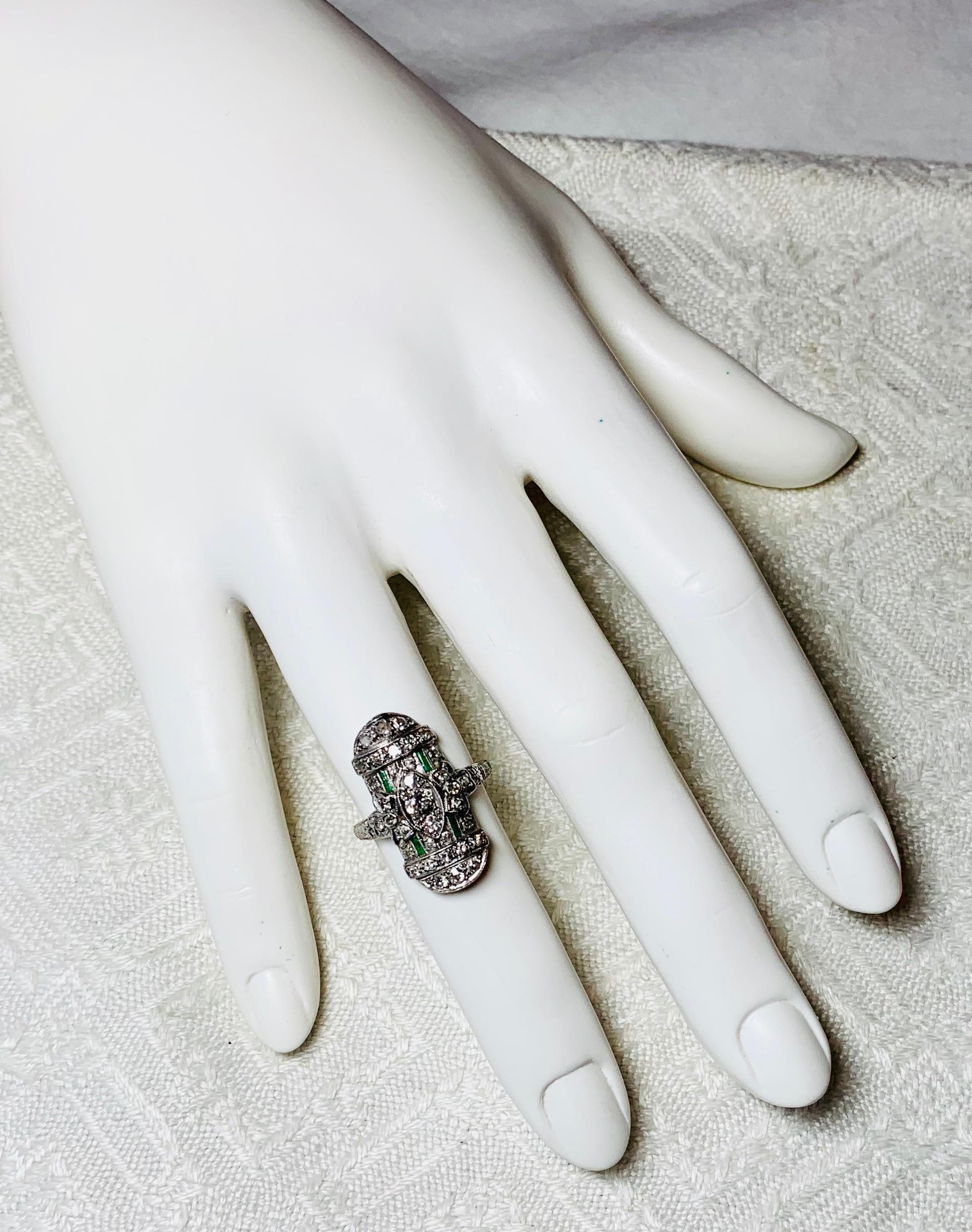 Art Deco 35 Diamond Emerald Platinum Wedding Engagement Ring Edwardian Bow Motif For Sale 7