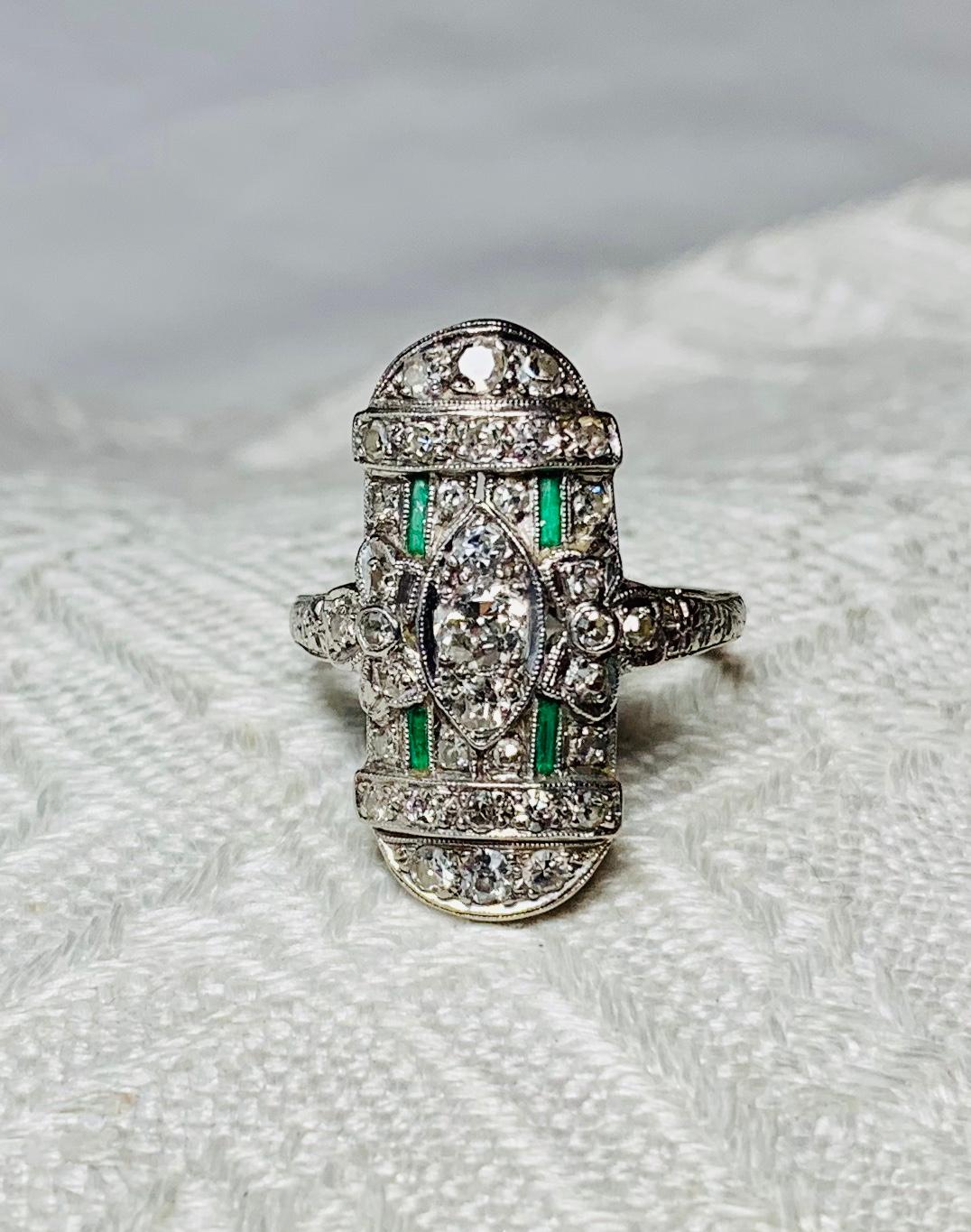 Old Mine Cut Art Deco 35 Diamond Emerald Platinum Wedding Engagement Ring Edwardian Bow Motif For Sale