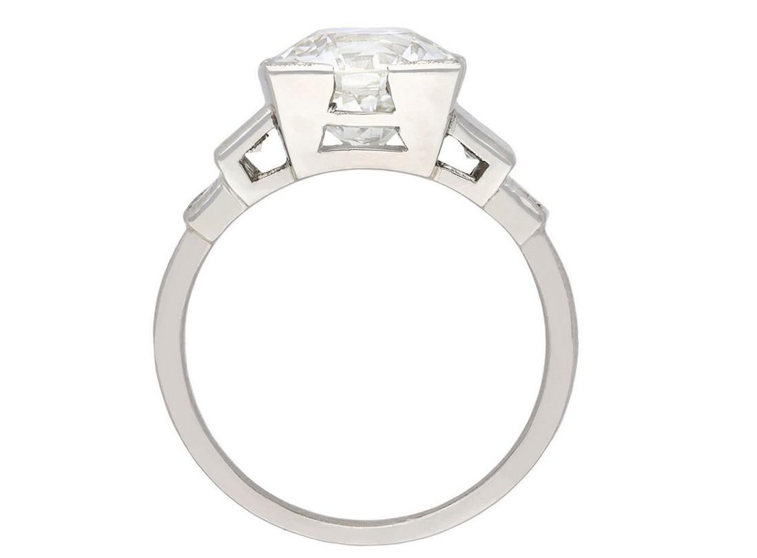 Old Mine Cut Art Deco 3.50 carat diamond engagement ring, circa 1930. For Sale