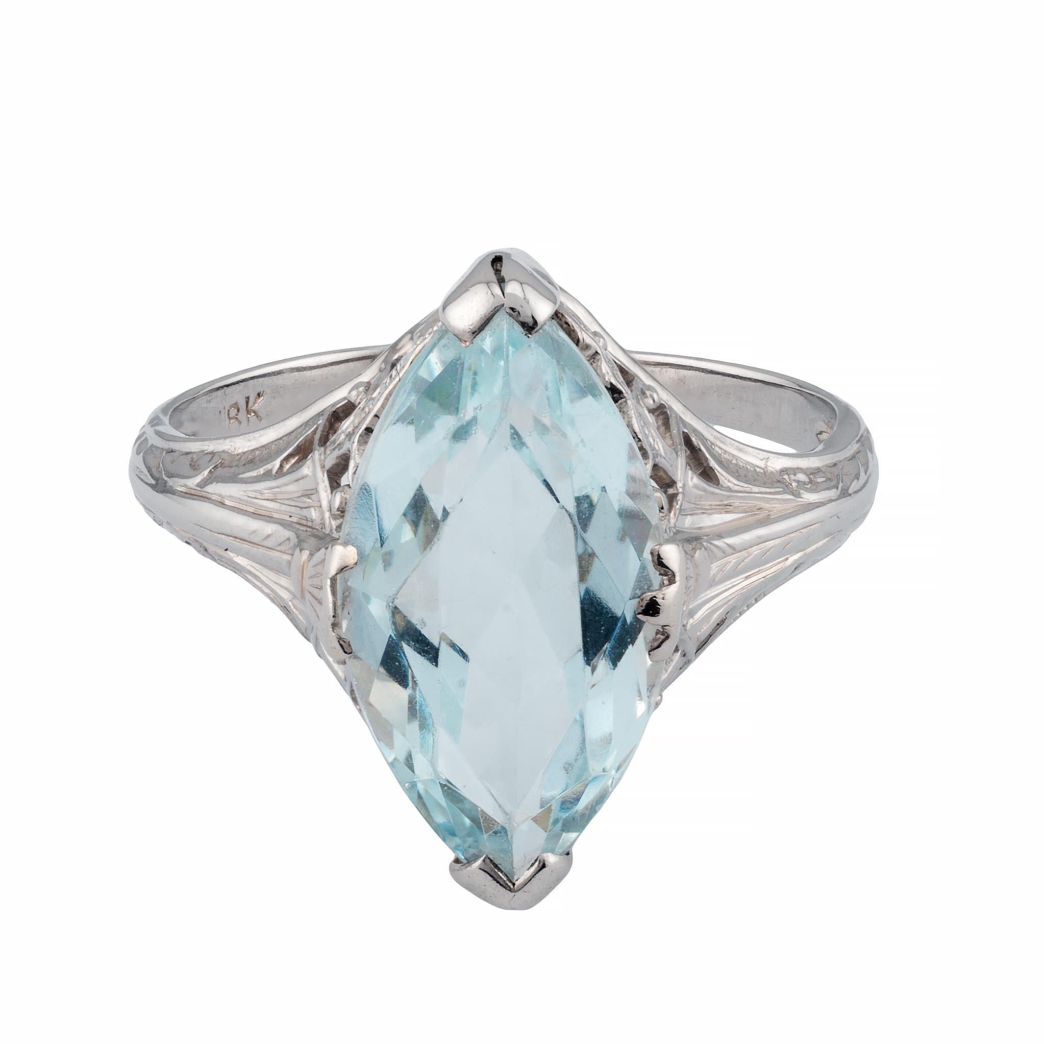 Art Deco 3,50 Karat Marquise Cut Aquamarin Solitär Filigraner Ring in 18K Weiß im Zustand „Gut“ im Angebot in Boston, MA