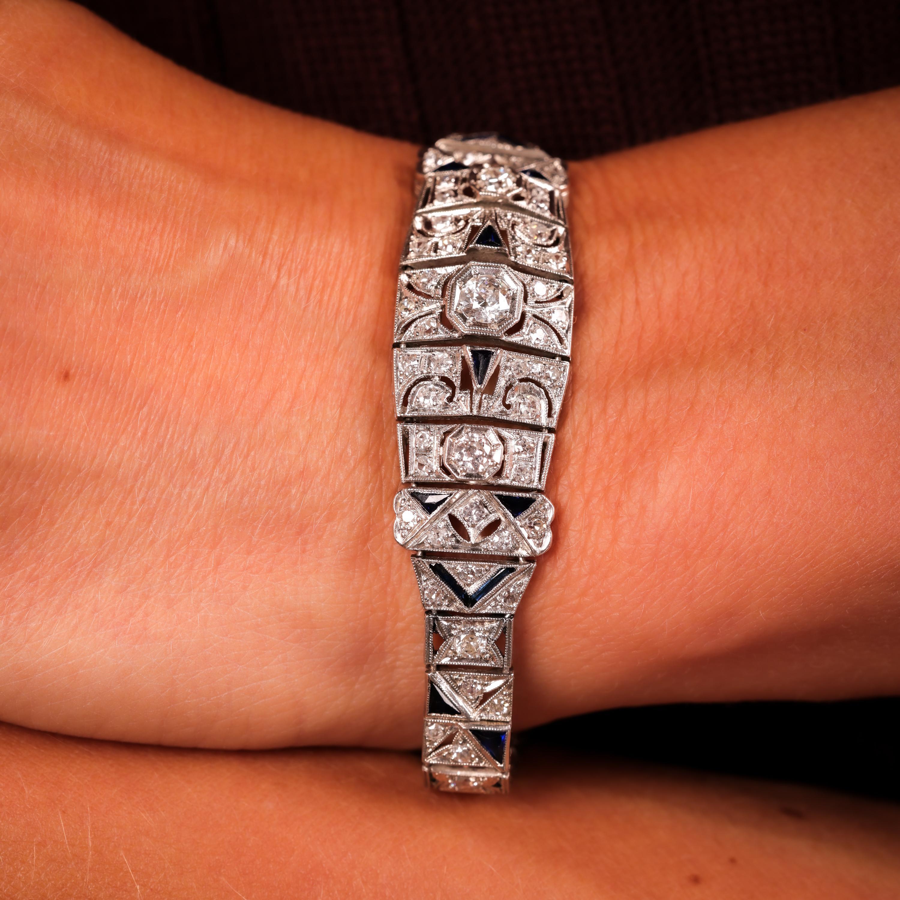Art Deco 3.50 Carat Total Diamond Weight Diamond Sapphire Platinum Bracelet In Excellent Condition In Beverly Hills, CA