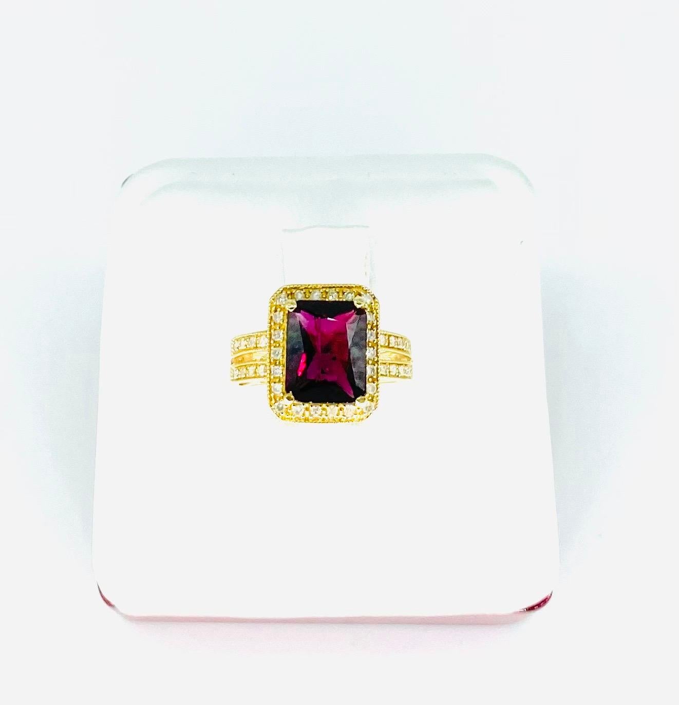 Women's Art Deco Style 3.50 Carat Tourmaline & Diamonds Cluster Ring 14k Gold For Sale