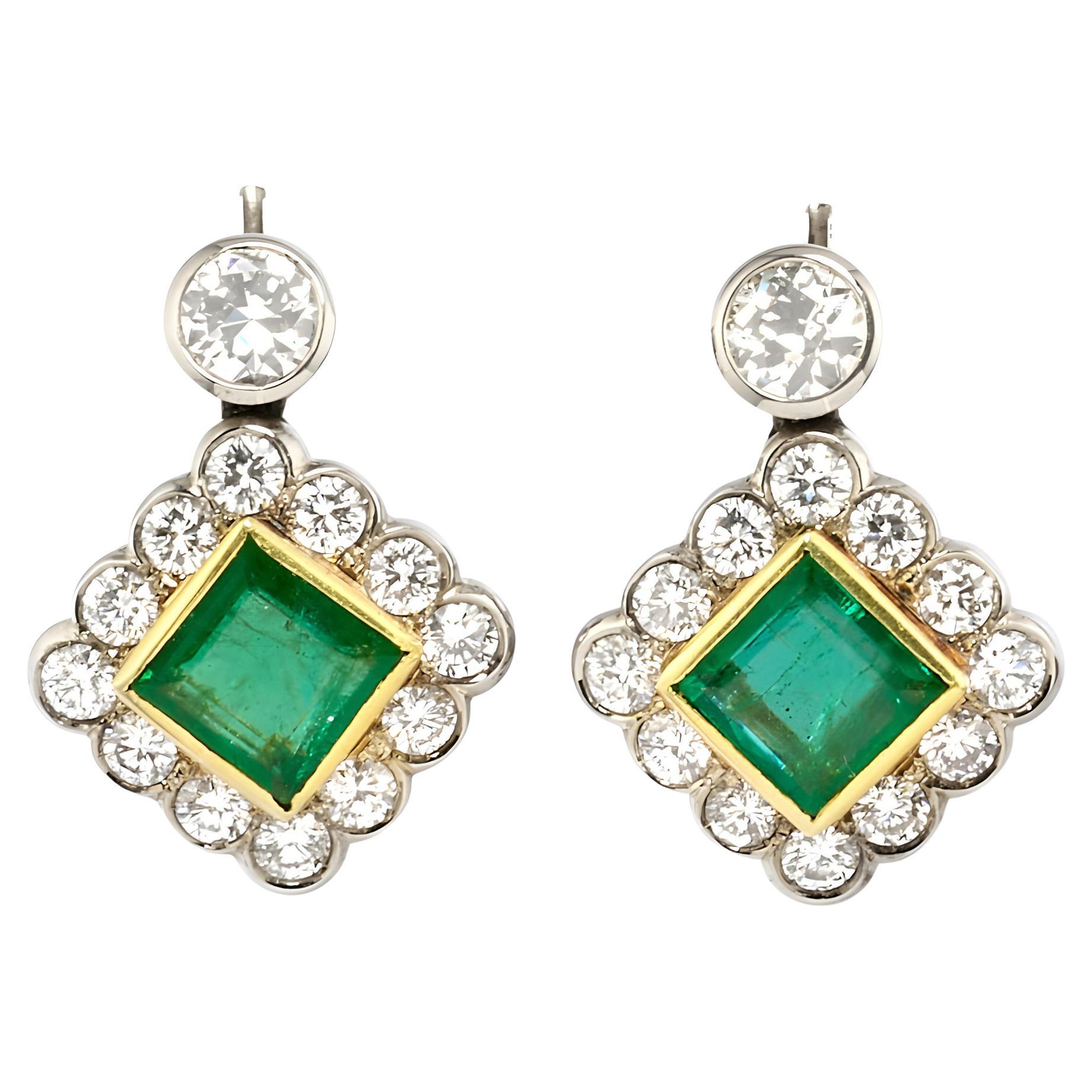 Art Deco 3.54 Ct Colombian Emerald 5.75 CT Diamond 18 KT Earrings