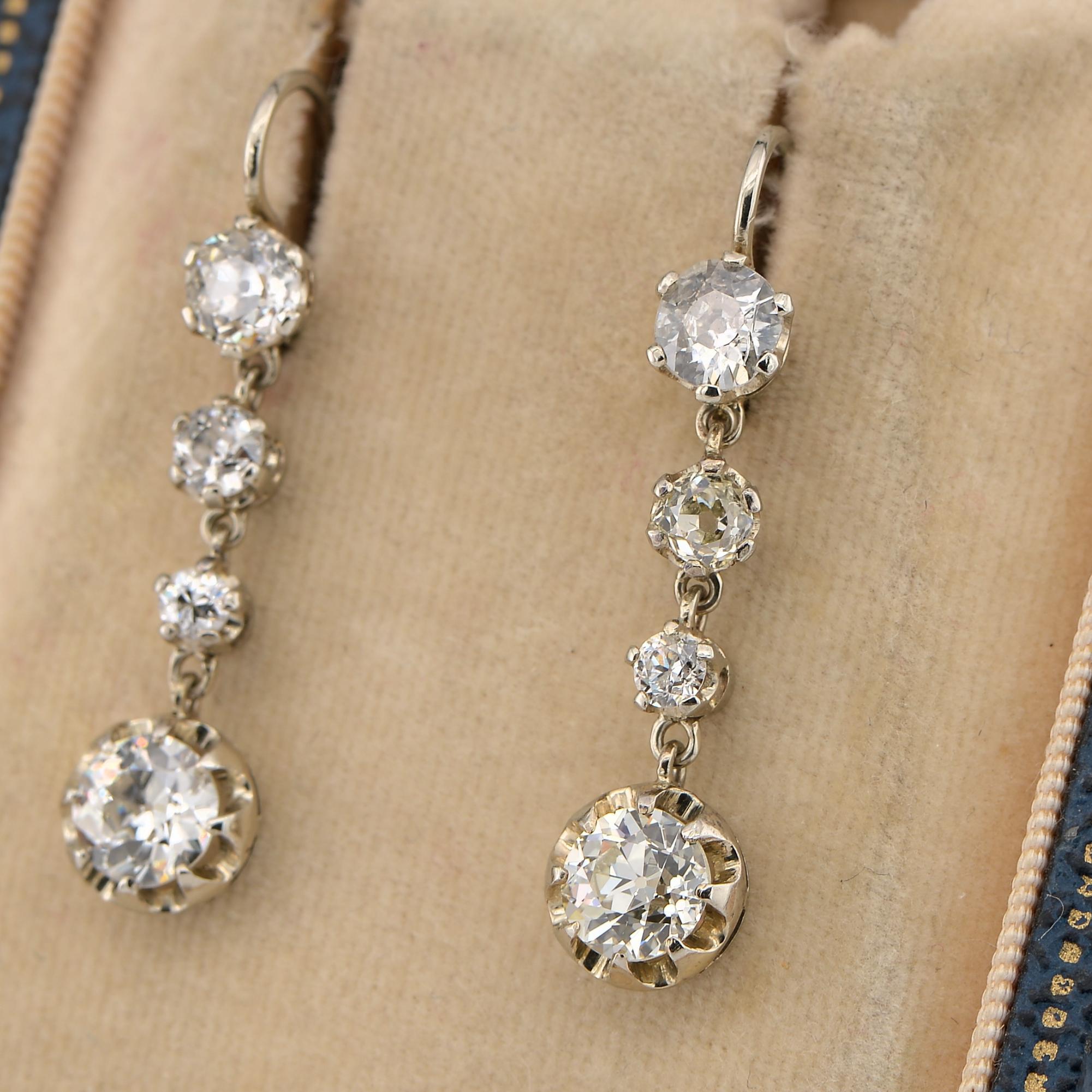 Old European Cut Art Deco 3.60 Ct Diamond Drop earrings For Sale