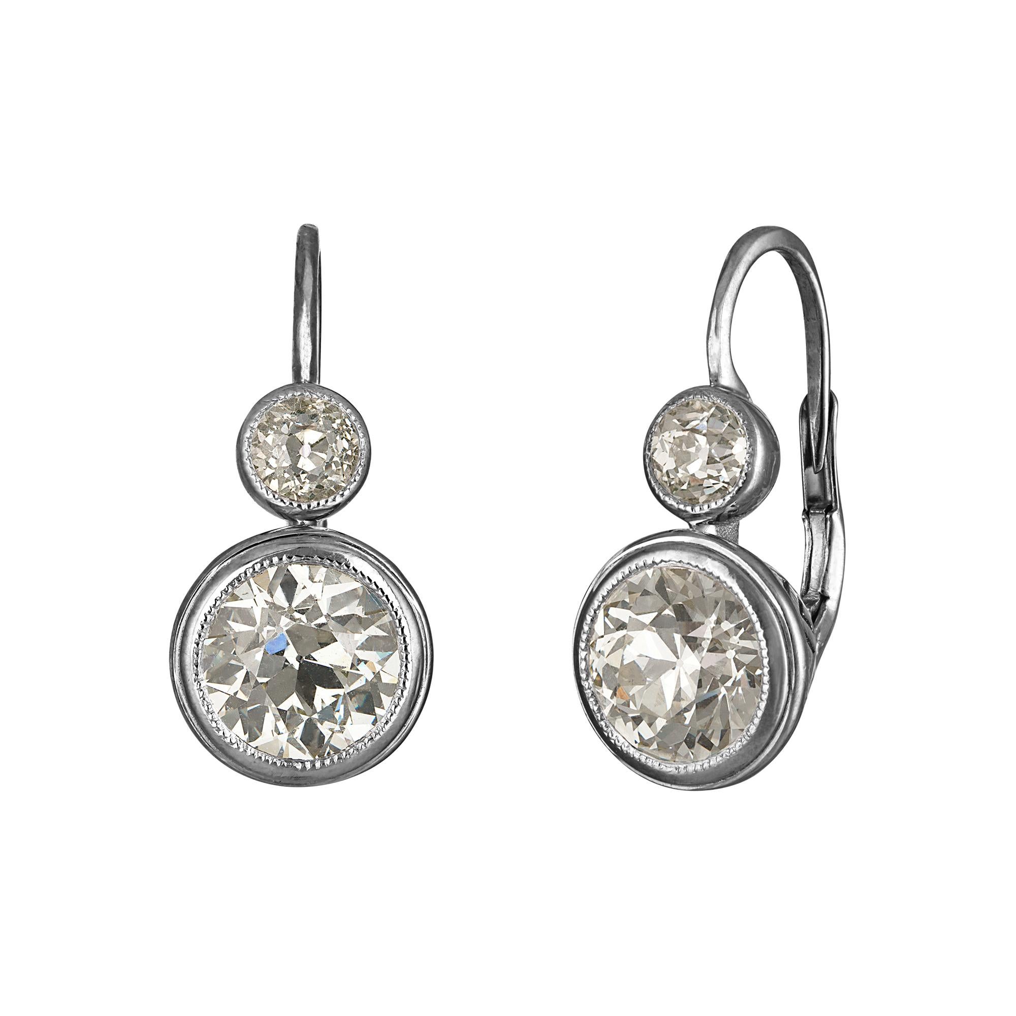 Art Deco GIA 4,66 Karat Diamant-Tropfen-Ohrringe aus Platin mit alteuropäischem Schliff und Platin 14K im Angebot 1