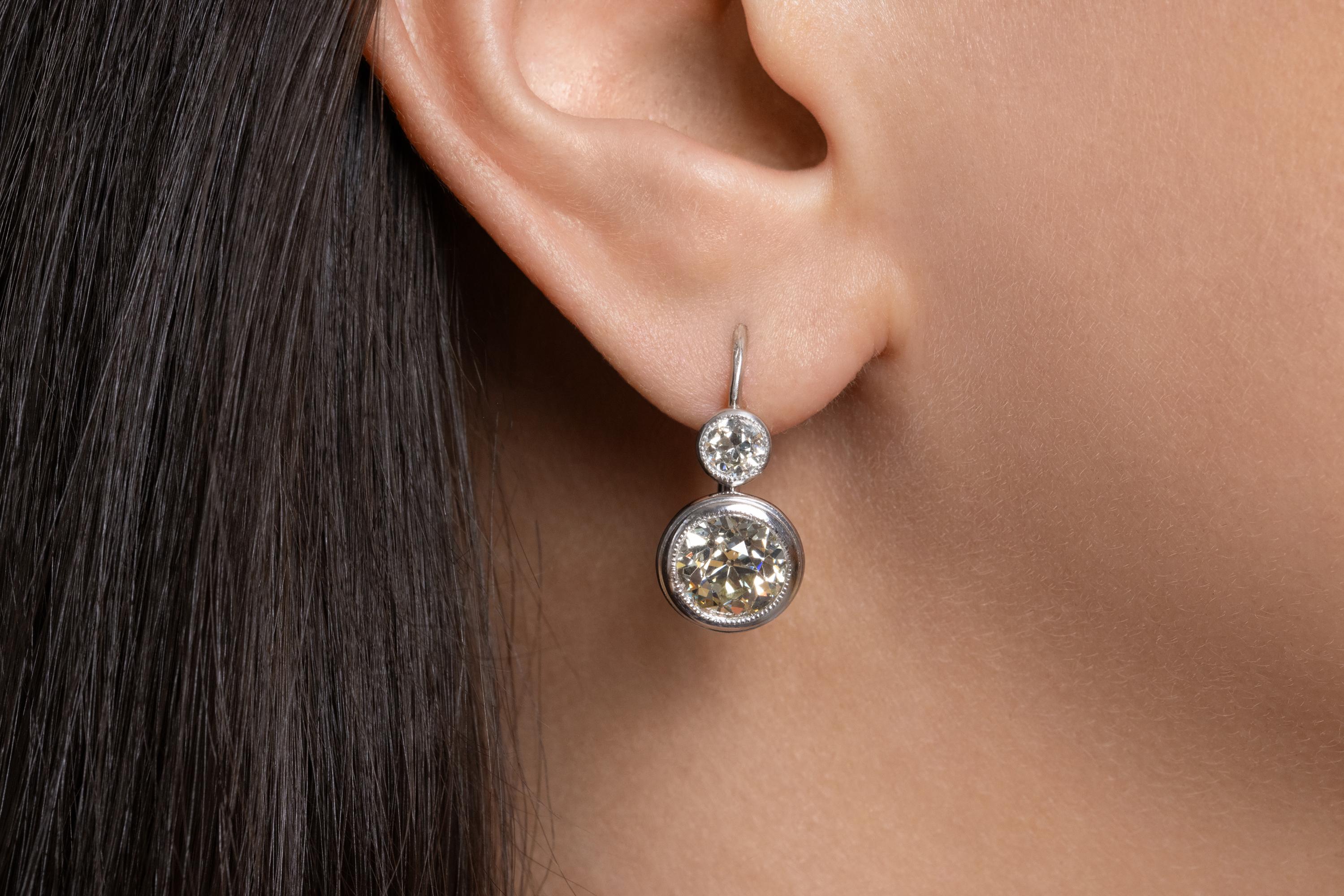Art Deco GIA 4,66 Karat Diamant-Tropfen-Ohrringe aus Platin mit alteuropäischem Schliff und Platin 14K im Angebot 2
