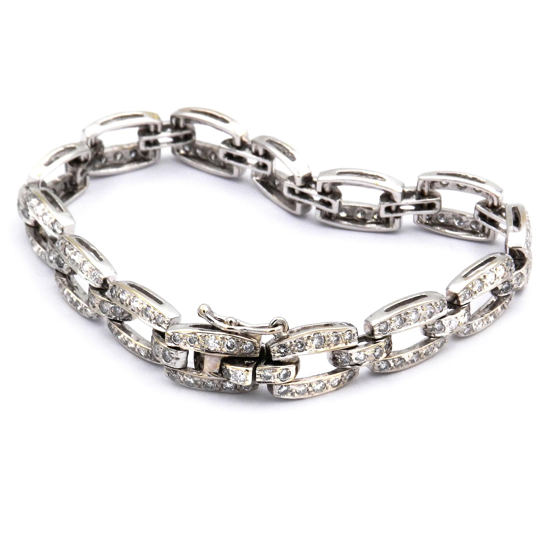 Bracelet Art déco en or blanc 18 carats avec diamants de 3,7 carats, ca. 1920 Pour femmes en vente