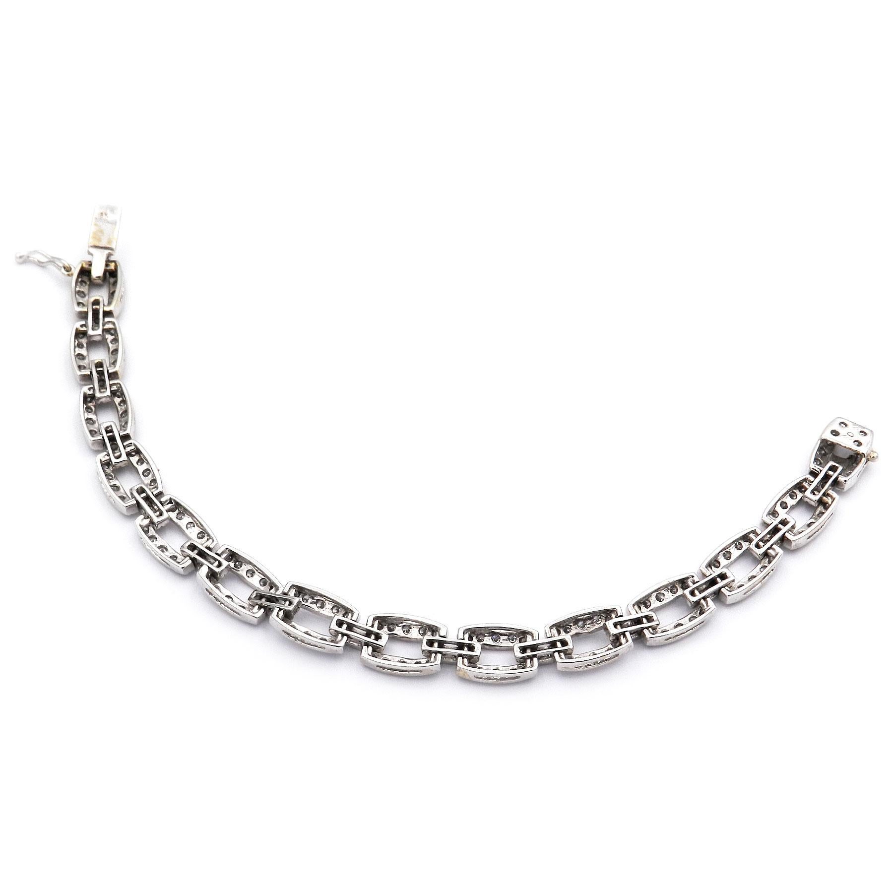 Bracelet Art déco en or blanc 18 carats avec diamants de 3,7 carats, ca. 1920 en vente 3