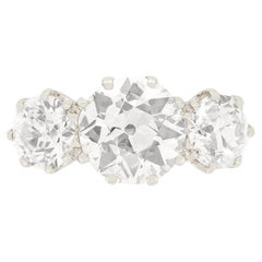 Anillo Art Déco de 3,70 ct con tres diamantes, c.1920