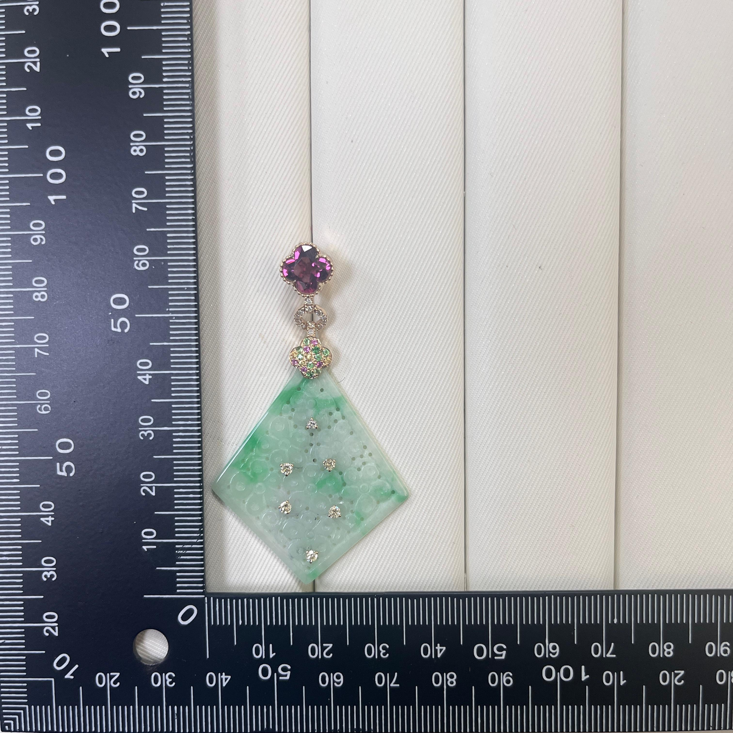 Taille mixte Boucles d'oreilles Art Déco 37.85Ct Jade Grenat Diamant en or jaune 14K en vente