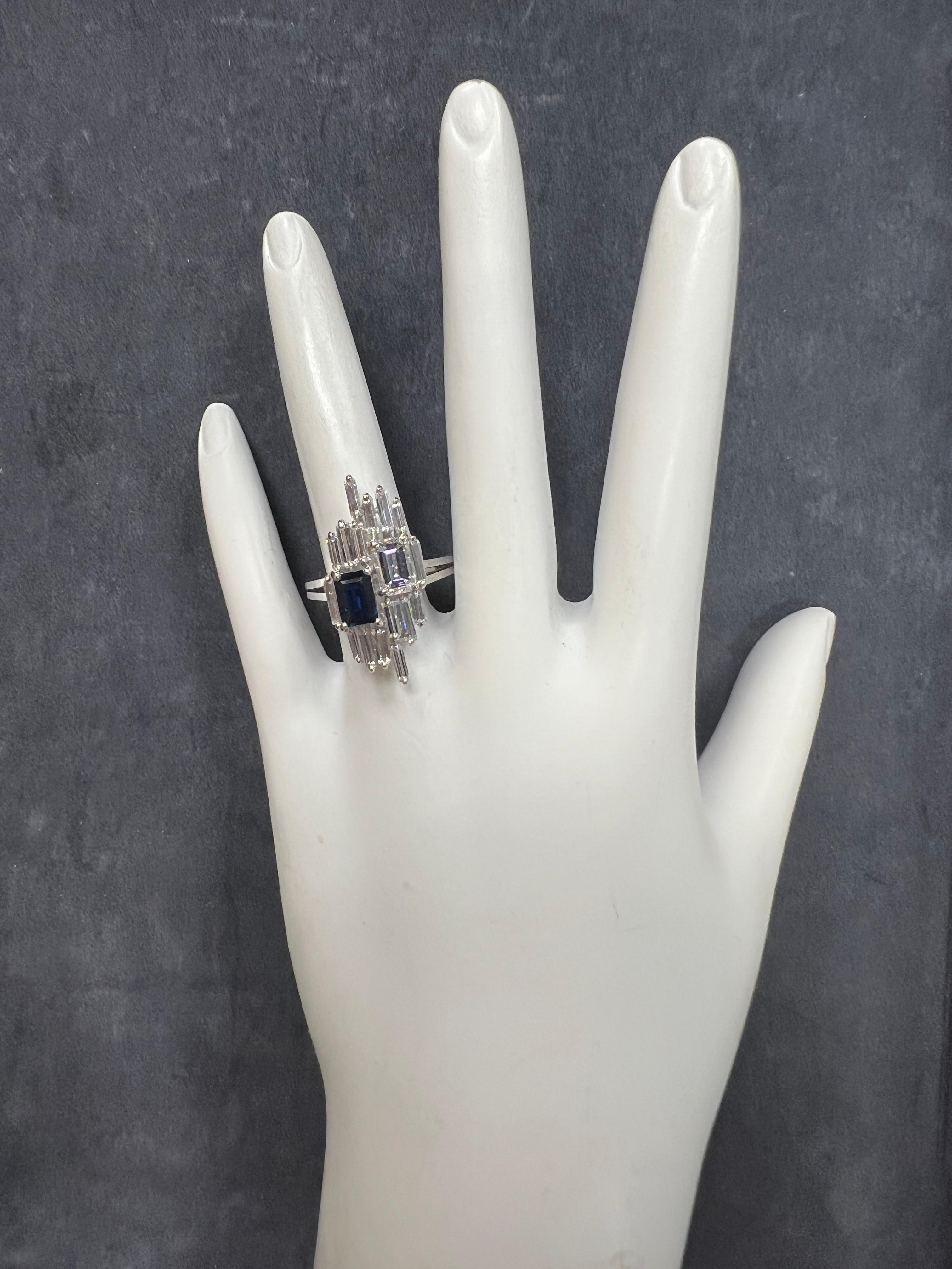 Art Deco 3,9 Karat GIA Certified D Natural Diamond Sapphire Plat Ring um 1950 (Smaragdschliff) im Angebot