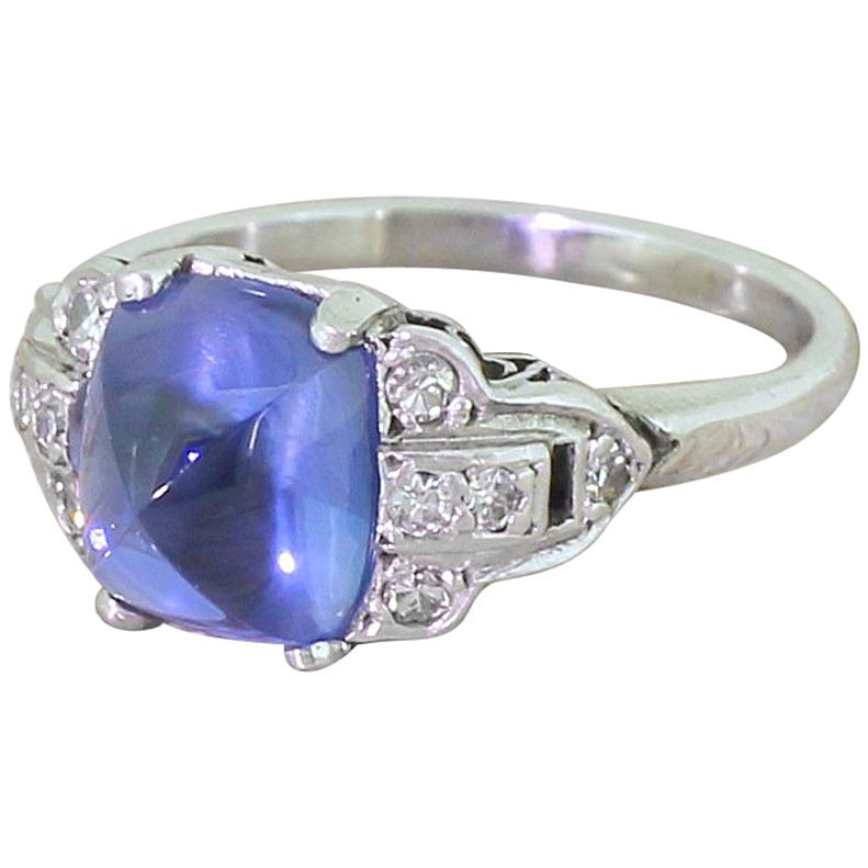 Art Deco 3.94 Carat Natural Sugarloaf Sapphire Platinum Ring For Sale