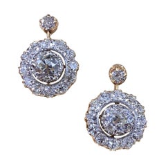 Art Déco 3,94 Quilates Diamante Blanco Mina Vieja Pendientes Oro Amarillo Platino Década de 1940