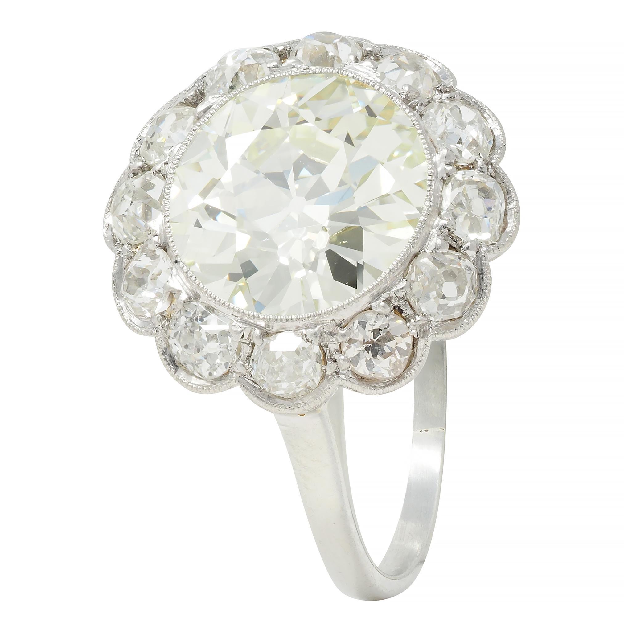 Art Deco 3.99 CTW Old European Cut Diamond 18 Karat White Gold Halo Ring GIA For Sale 3