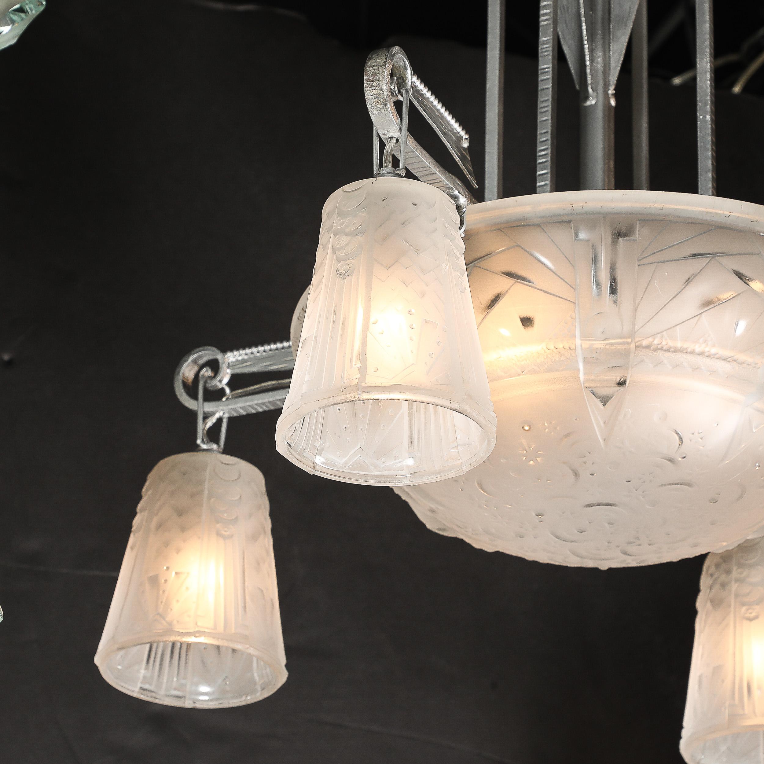 Lampadario Art Deco a 4 bracci in vetro smerigliato e bronzo argentato firmato Muller Frères in vendita 1