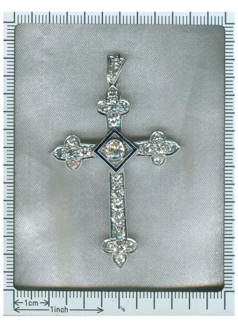 Art Deco 4 Carat Diamond and Sapphire Platinum Cross Pendant, 1920s 1