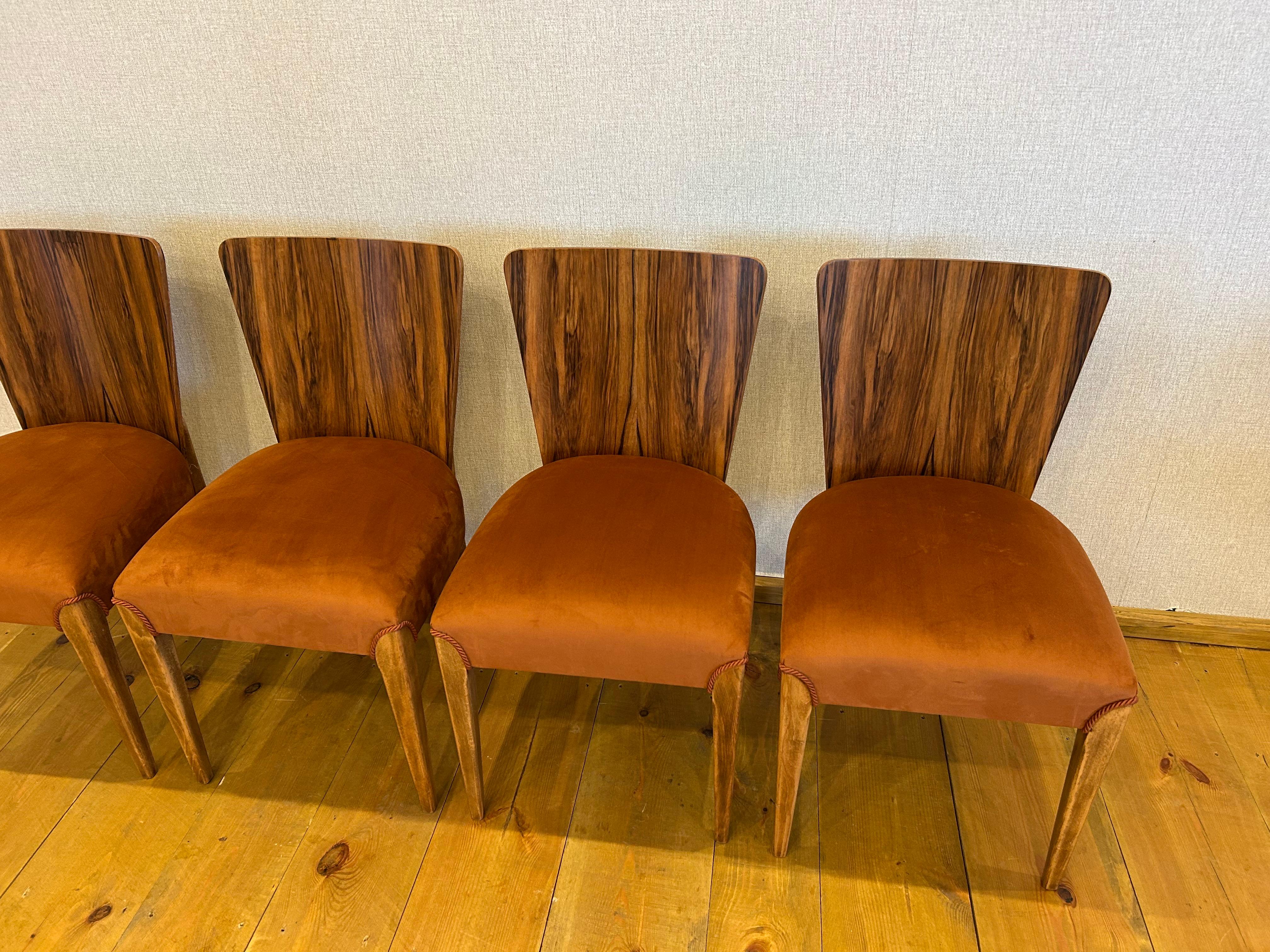 Art Deco 4 Stühle J. Halabala (Tschechisch) im Angebot