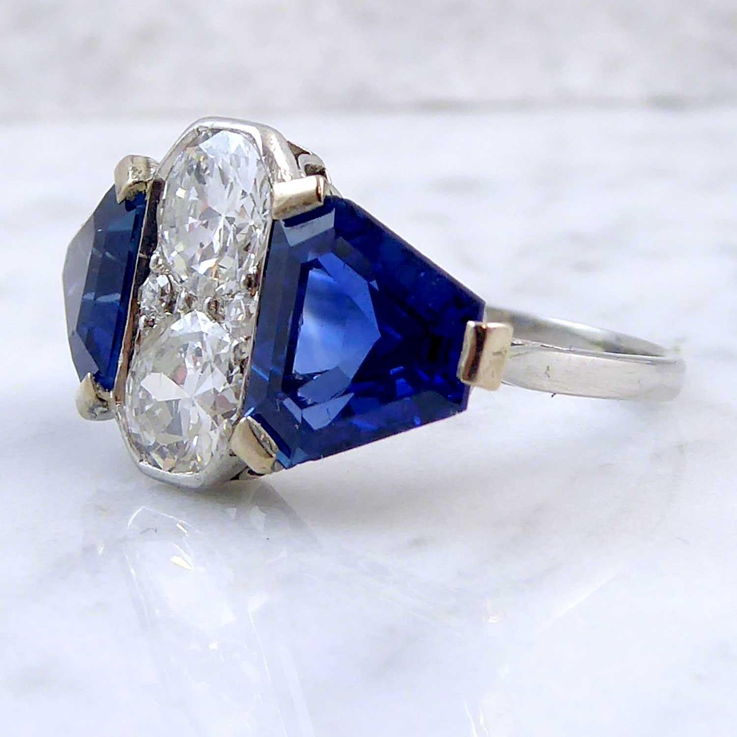 Art Deco 4.0 Carat Sapphire, 1.13 Carat Diamond Ring 2
