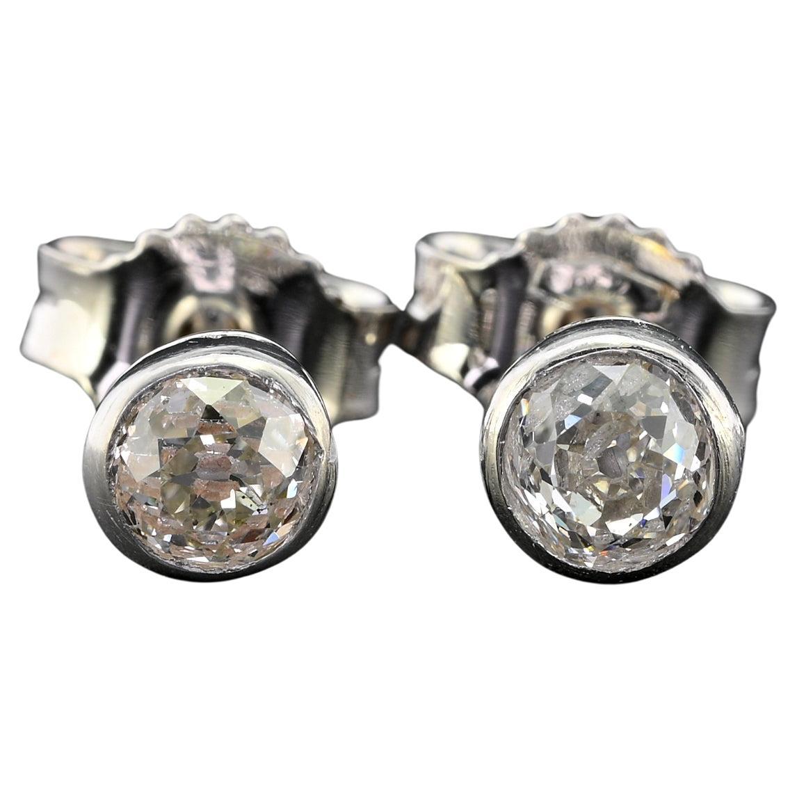 Boucles d'oreilles Art Déco .40 Ct Old Mine Diamond Platinum 18 KT or en vente