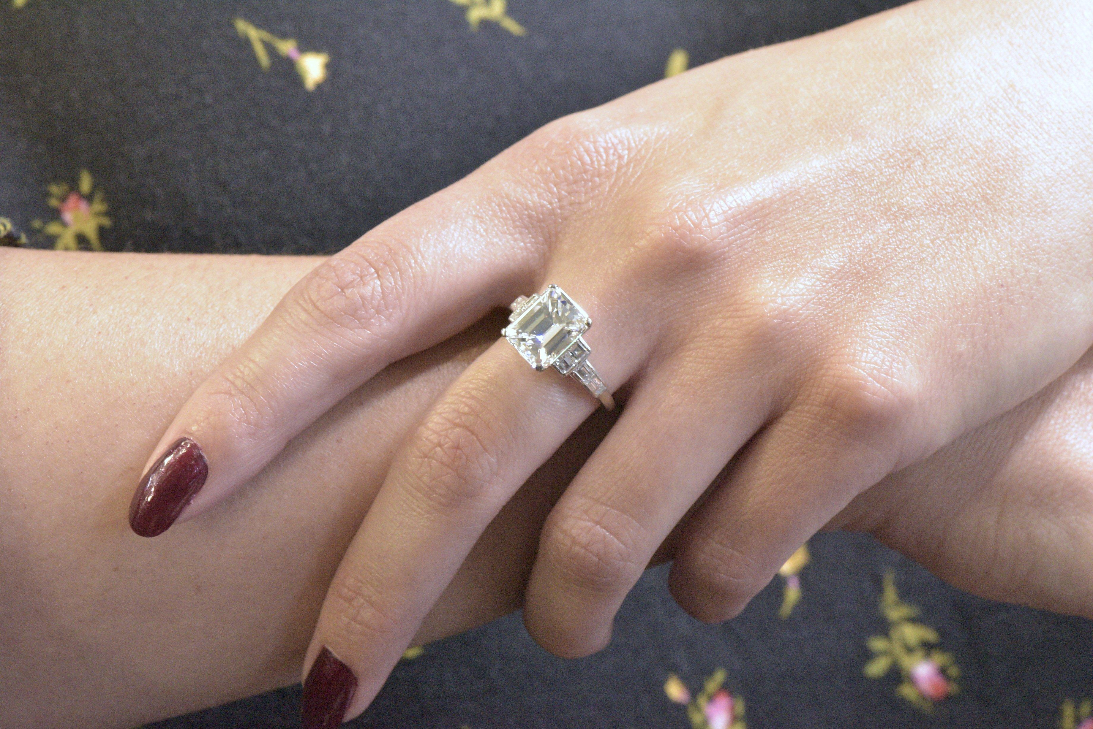 Art Deco 4.02 Carat Emerald Cut Diamond and Platinum Engagement Ring GIA 4