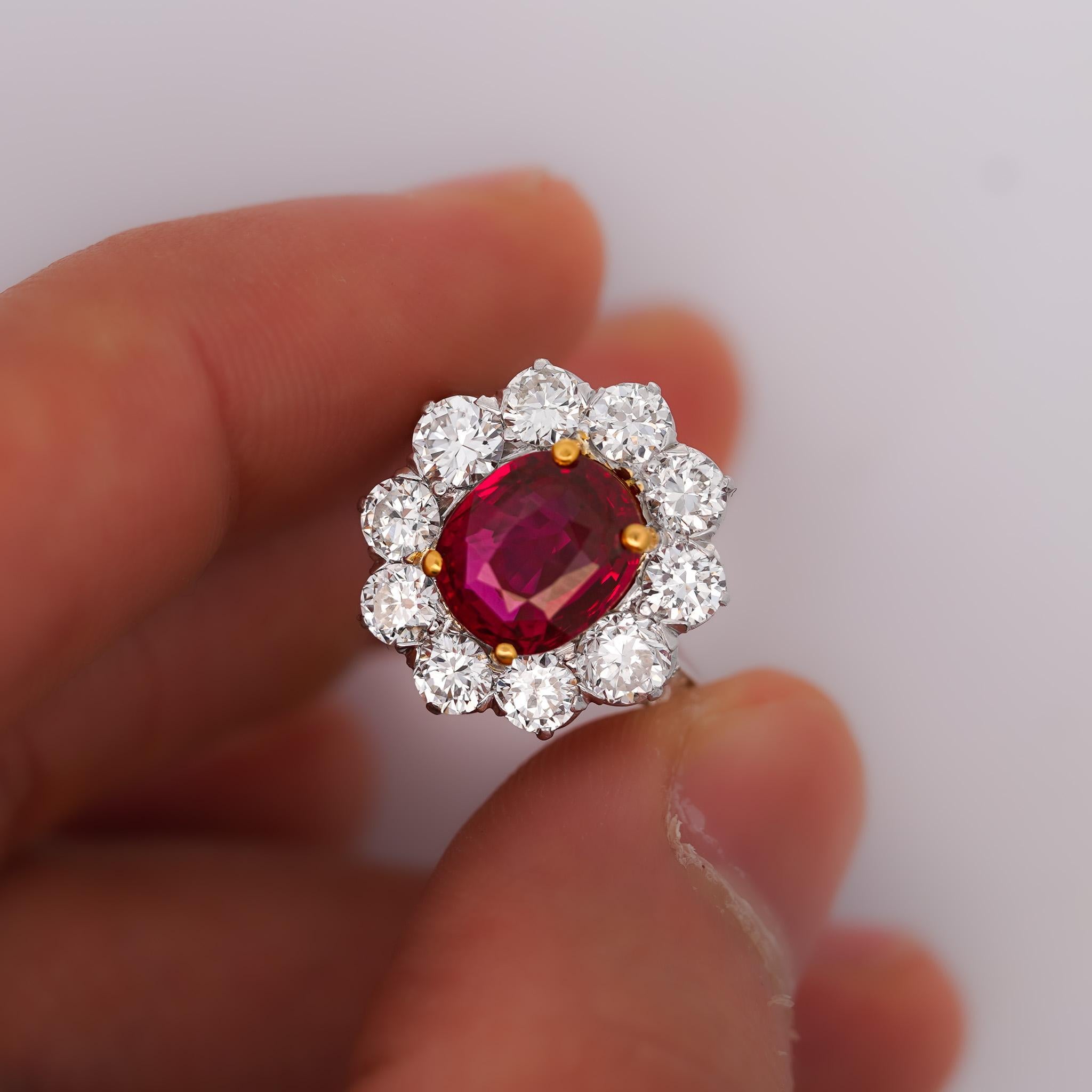 Bague Art déco en platine avec halo de rubis et de diamants Old Euro de 4,05 carats - Certifiée AGL en vente 9