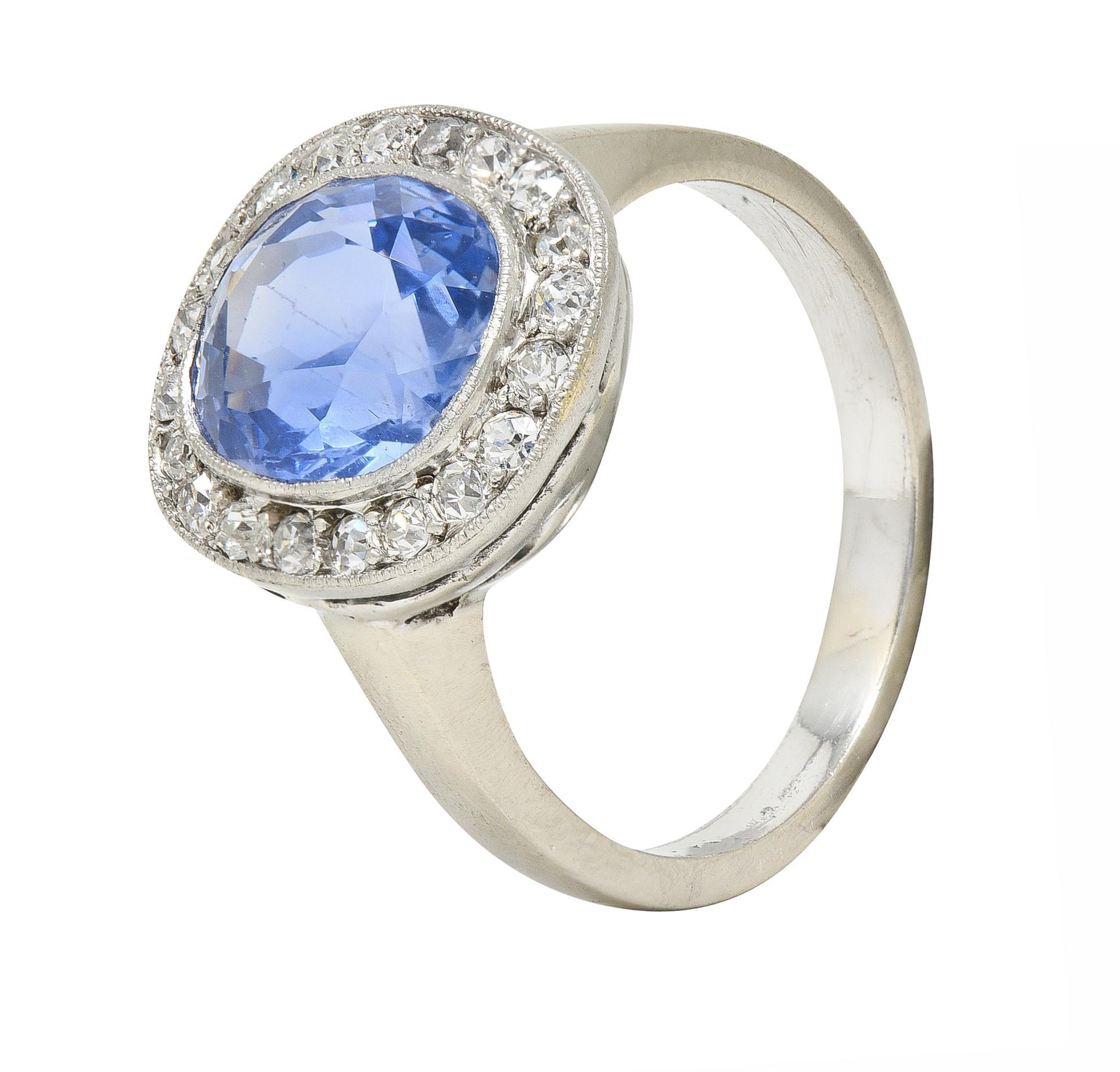 Art Decó 4.11 CTW Sin Calor Zafiro de Ceilán Diamante Oro 14 Kilates Anillo Halo GIA en venta 3