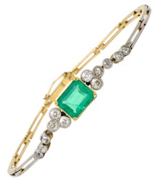 Art Deco 4.22 Carats Emerald Diamond Platinum-Topped 18 Karat Gold Bracelet