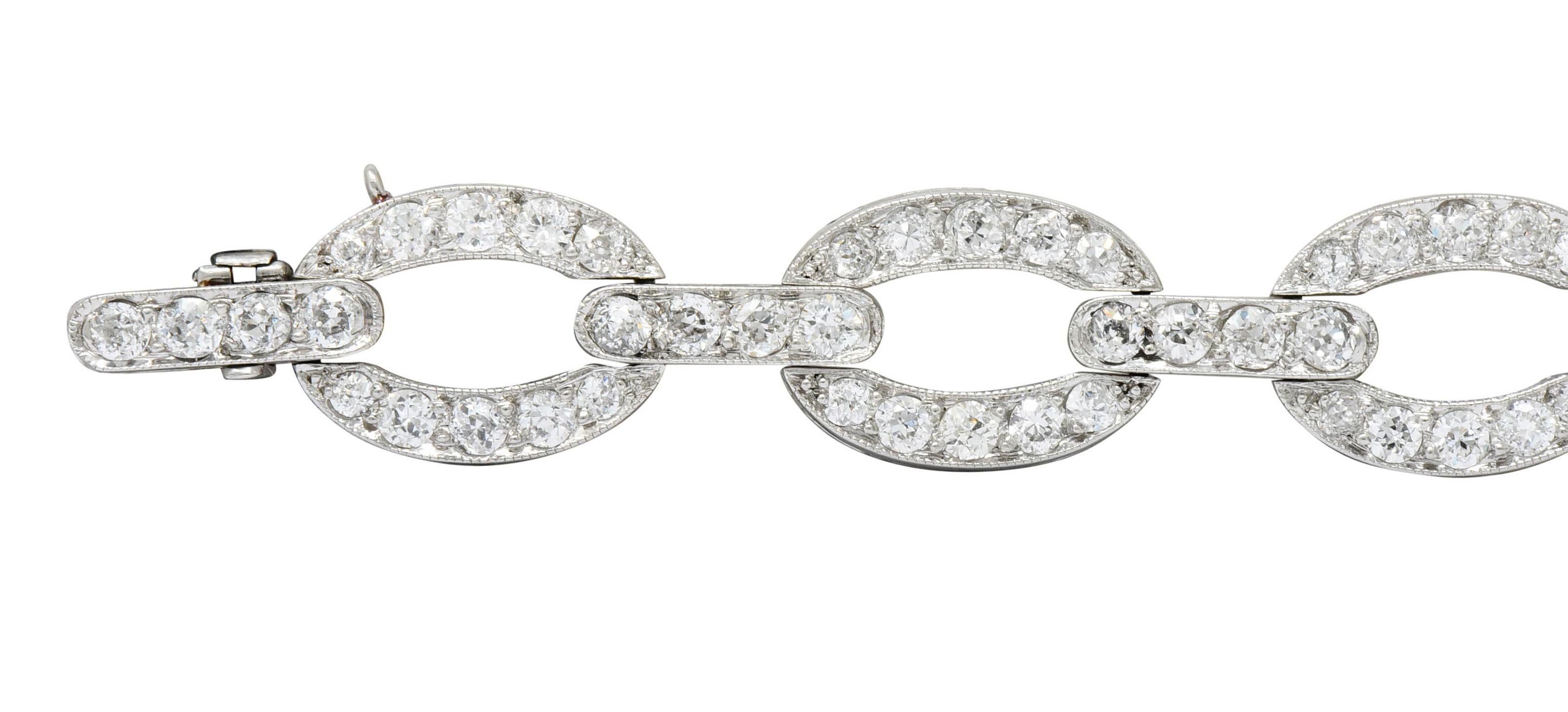Women's or Men's Art Deco 4.25 Carat Diamond Platinum Oval Link Bracelet