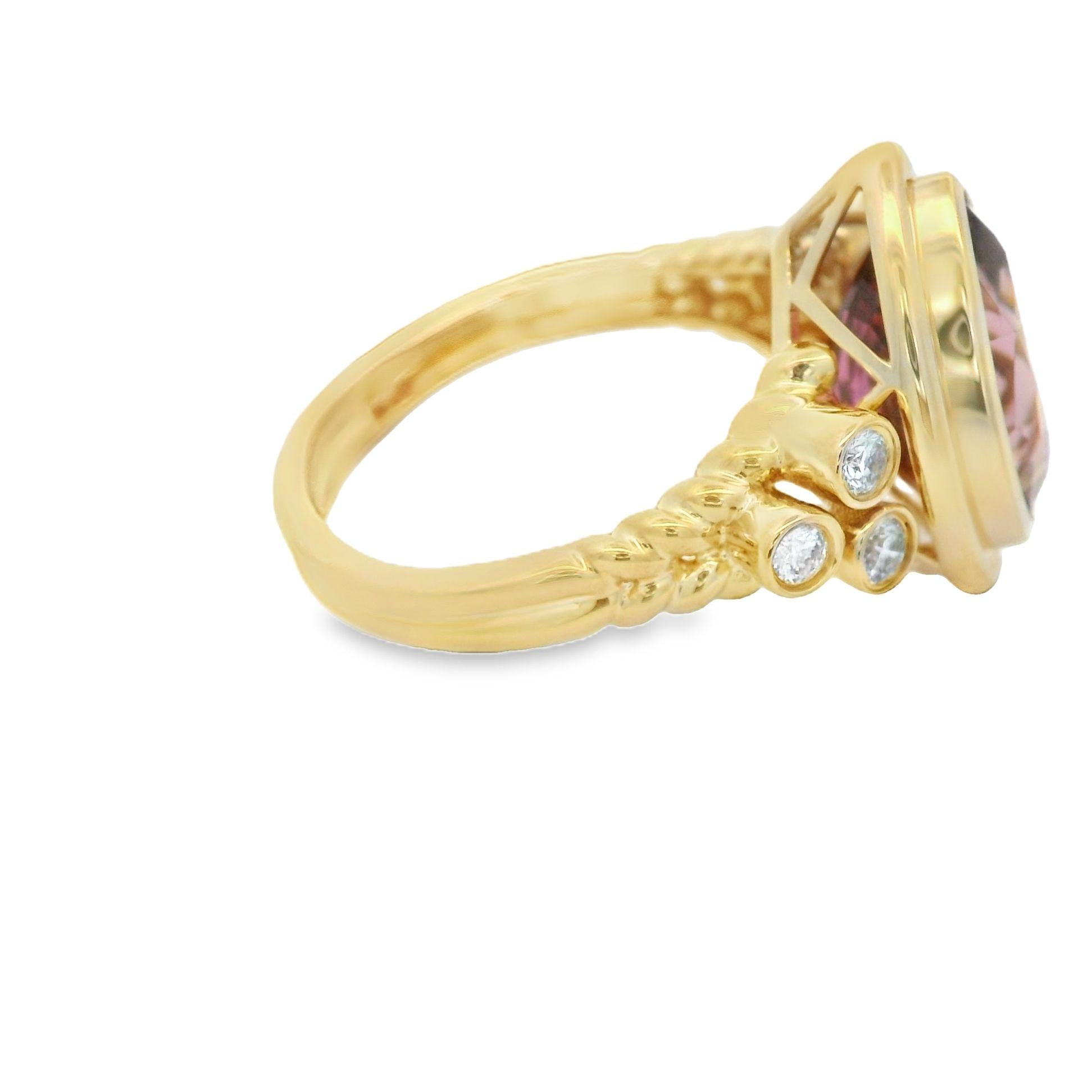 Bague Art déco en or jaune 18 carats avec tourmaline rose de 4,37 carats et diamants Neuf - En vente à Hong Kong, HK