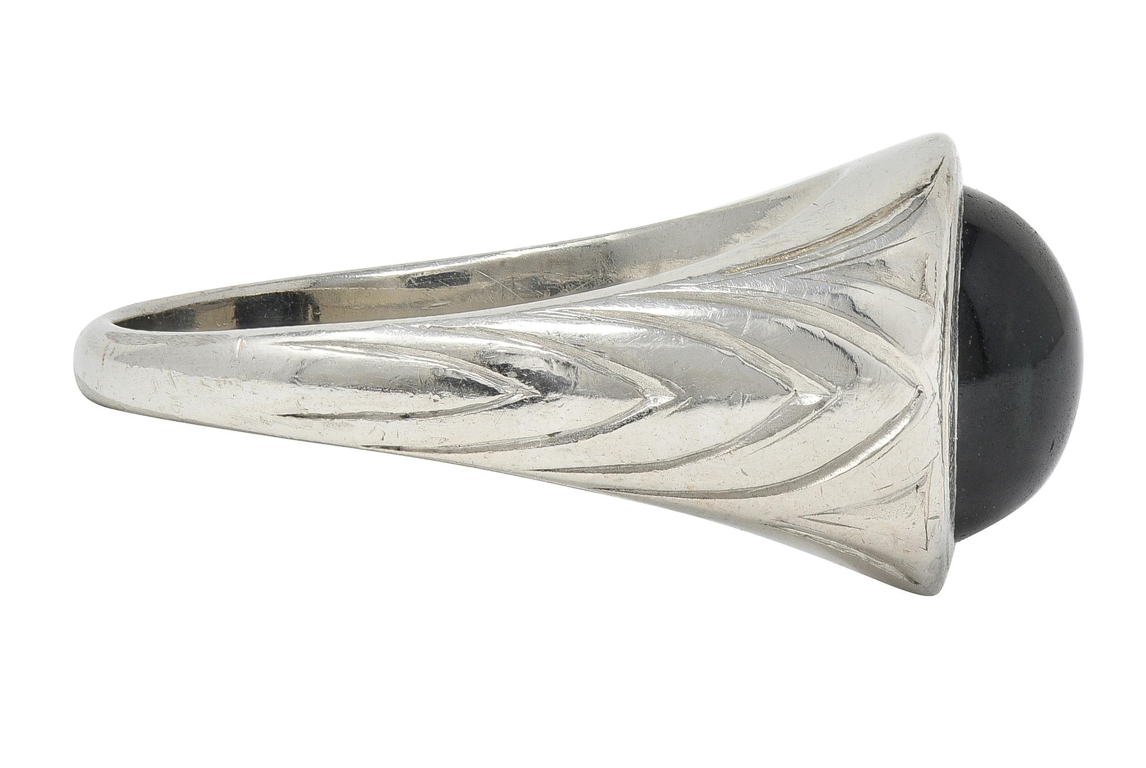 Art déco Art of Vintage 4.37 CTW Sapphire Cabochon Platinum Vintage Streamline Unisex Ring en vente
