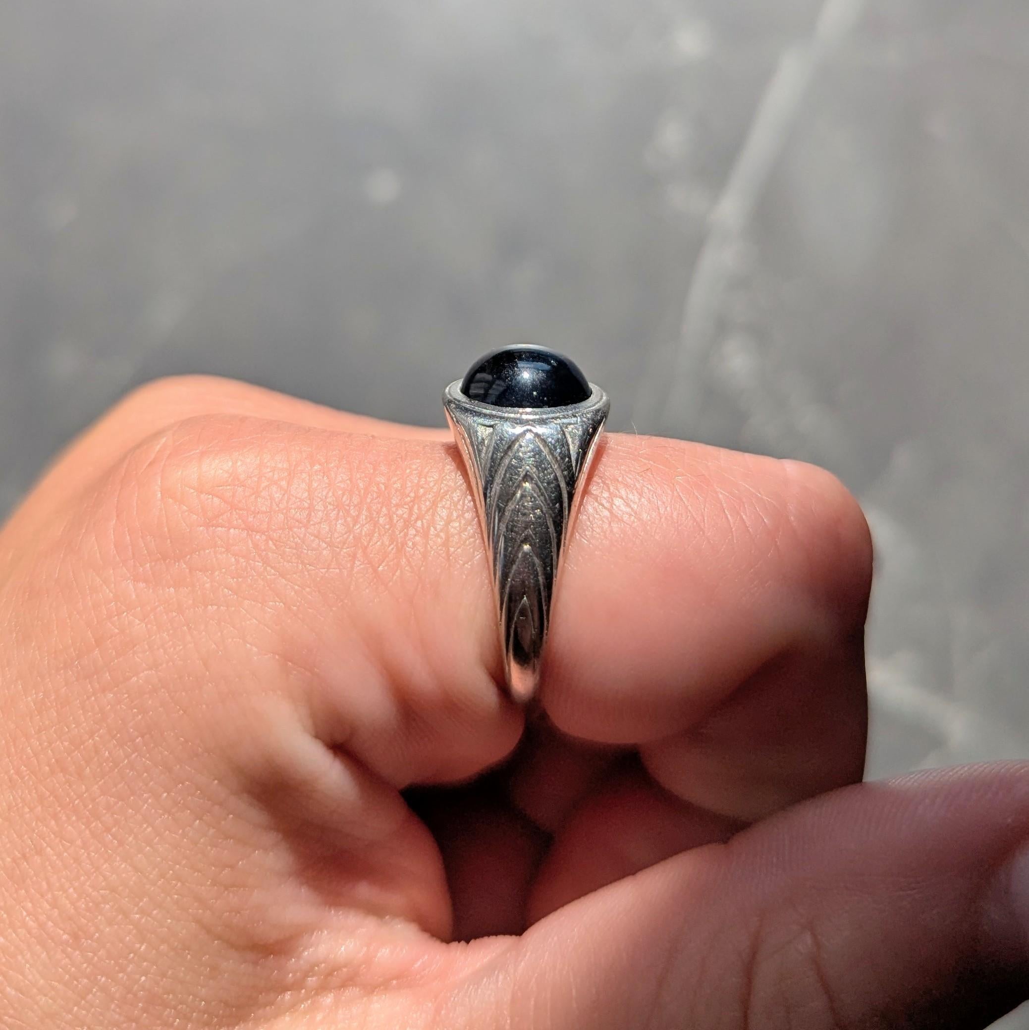 Art of Vintage 4.37 CTW Sapphire Cabochon Platinum Vintage Streamline Unisex Ring en vente 2