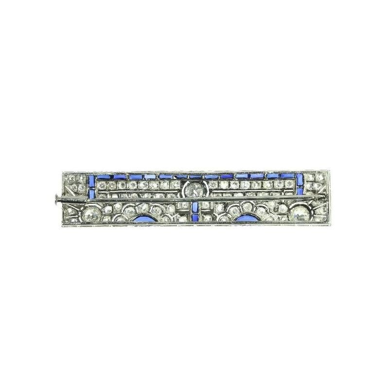 Women's Art Deco 4.44 Carat Diamond and Cabochon Sapphire Platinum Brooch For Sale