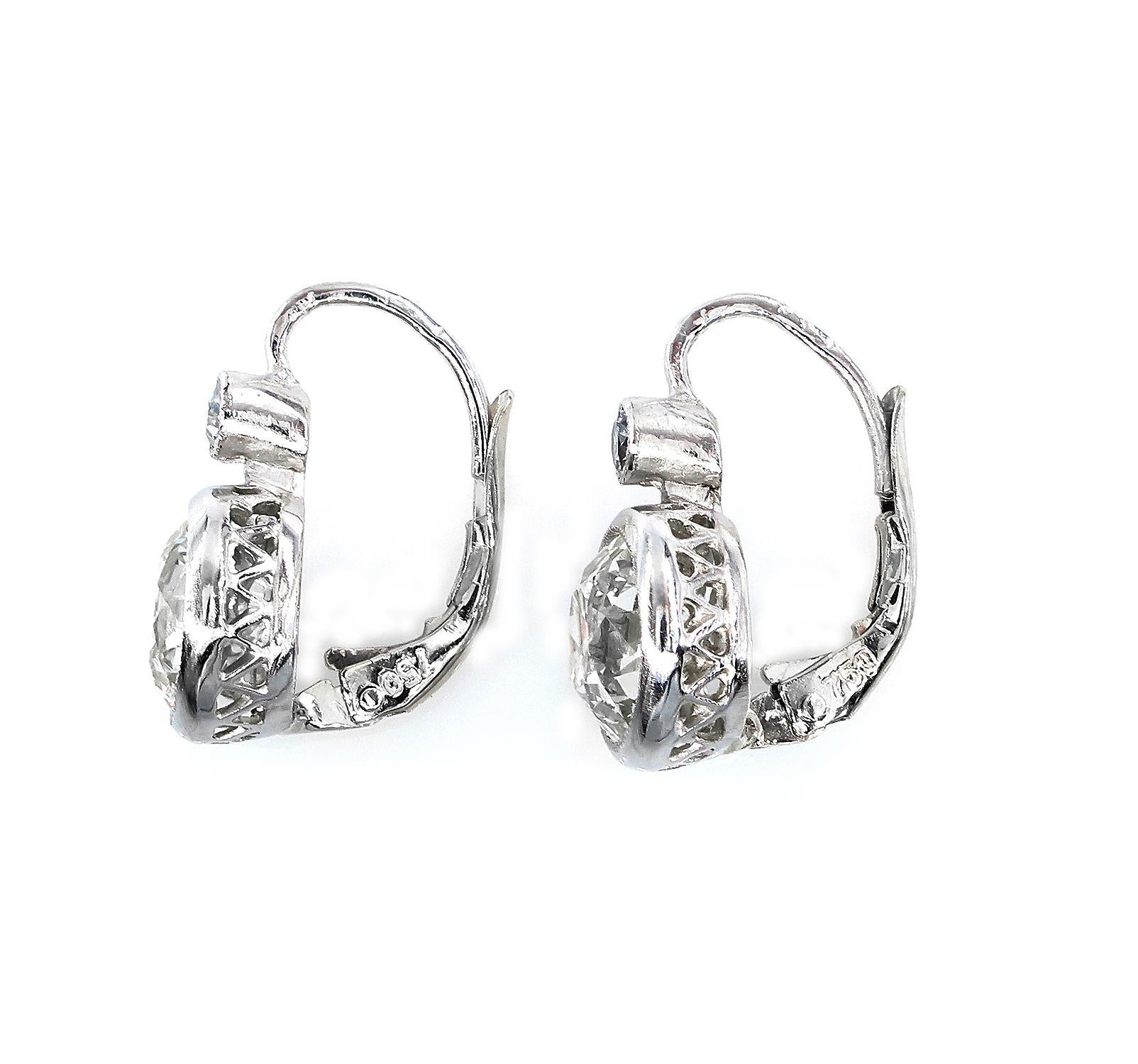 Art Deco 4.45 Carat Old European Cut Diamond Drop Hanging Earrings in Platinum 4