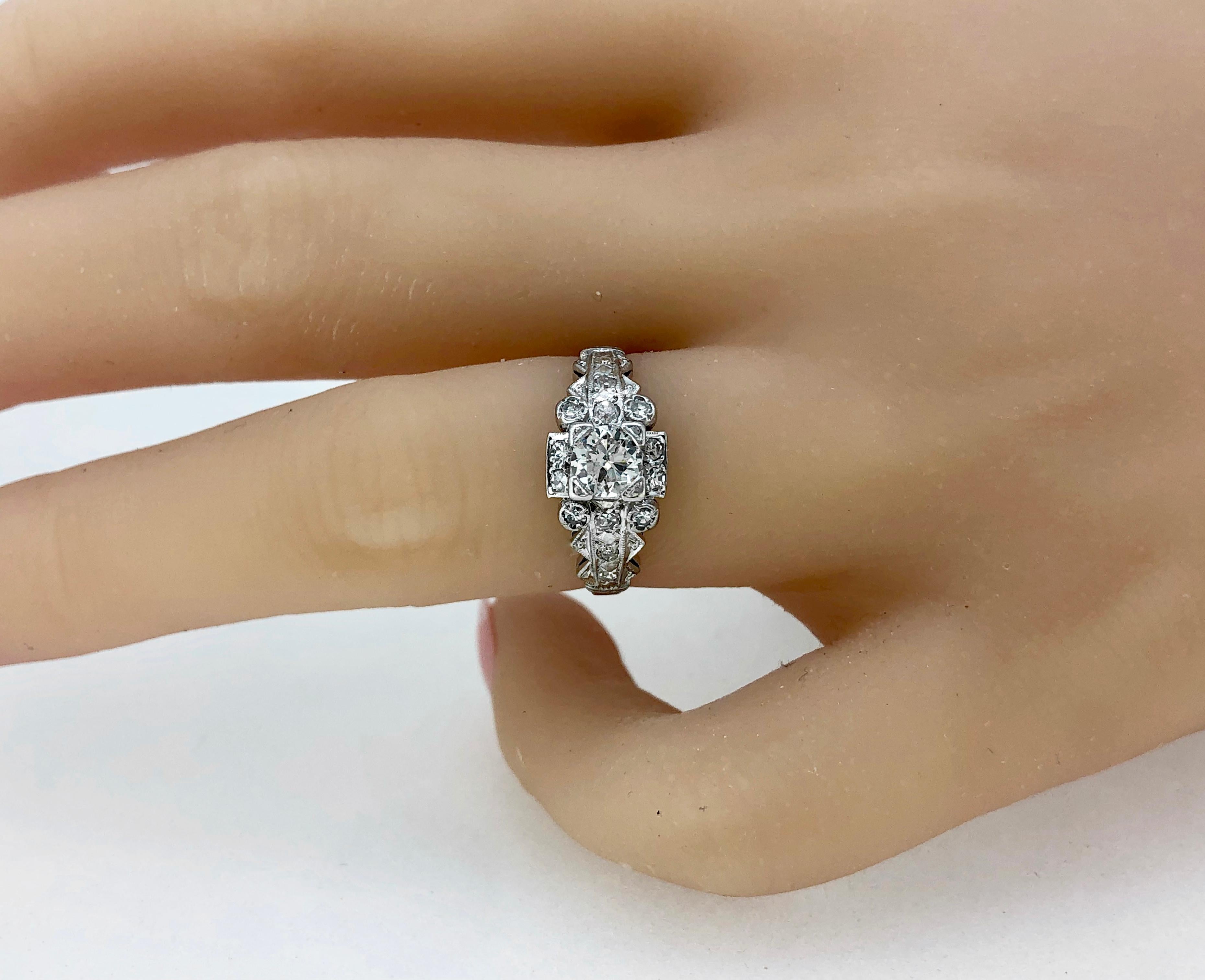 Art Deco .45 Carat Diamond Platinum Antique Engagement Ring In Excellent Condition For Sale In Tampa, FL