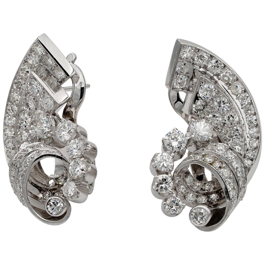 Art Deco 4.50 Carat Diamond Cornucopia Platinum Earrings For Sale