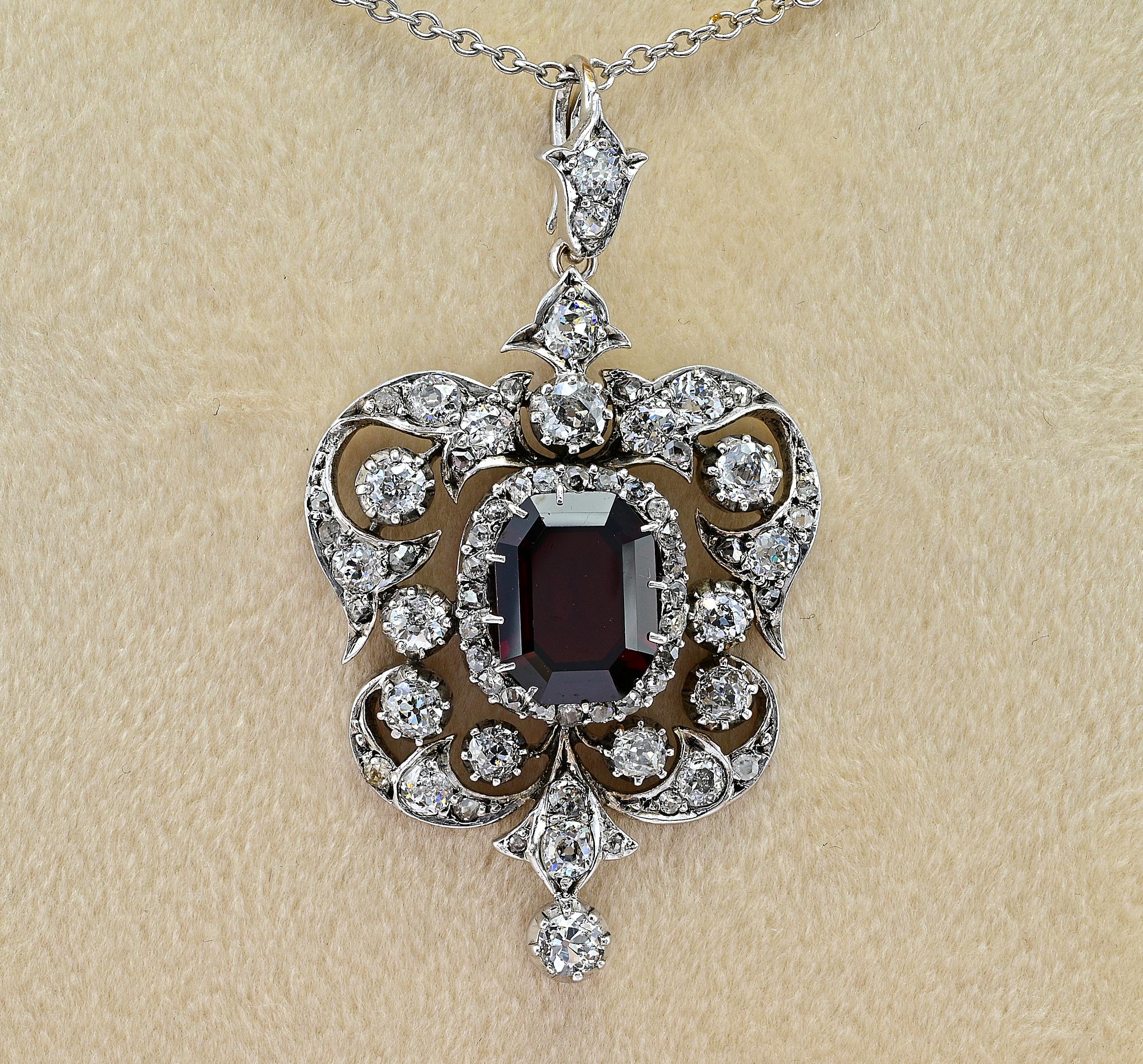 This captivating late Art Deco period pendant is 1925 circa
Skillfully hand crafted as unique of solid 18 Kt white gold
Ravishing openwork sparkling with abandon for an effective impact attracting for rare past workmanship and gem color in contrast