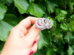 Art Deco 4.95 Carat Diamond and Platinum Brooch, 1940s