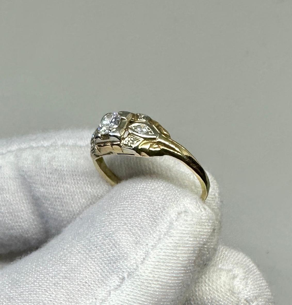 Anillo Art Decó de compromiso de boda con diamantes de 0,5 quilates y oro amarillo blanco de 14 quilates en venta 6