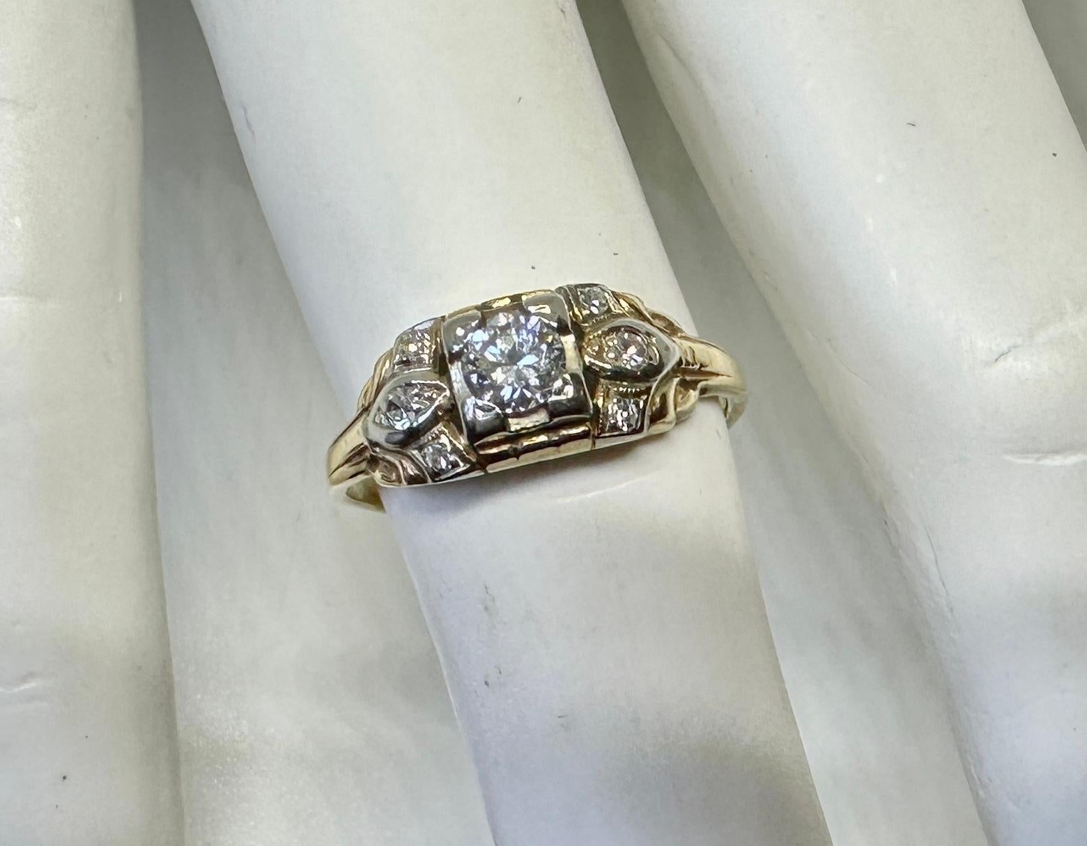 Anillo Art Decó de compromiso de boda con diamantes de 0,5 quilates y oro amarillo blanco de 14 quilates en venta 1