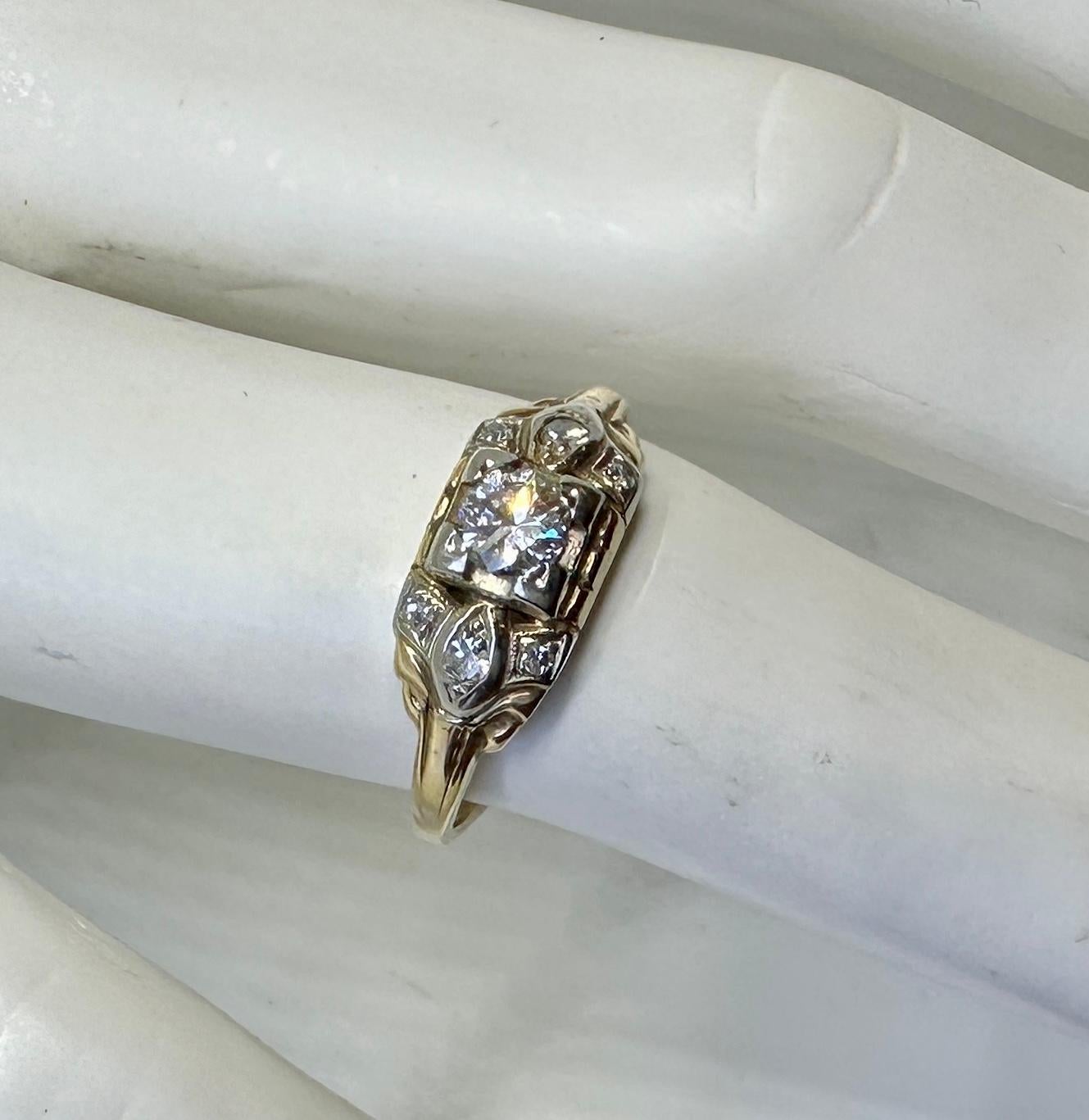 Anillo Art Decó de compromiso de boda con diamantes de 0,5 quilates y oro amarillo blanco de 14 quilates en venta 2