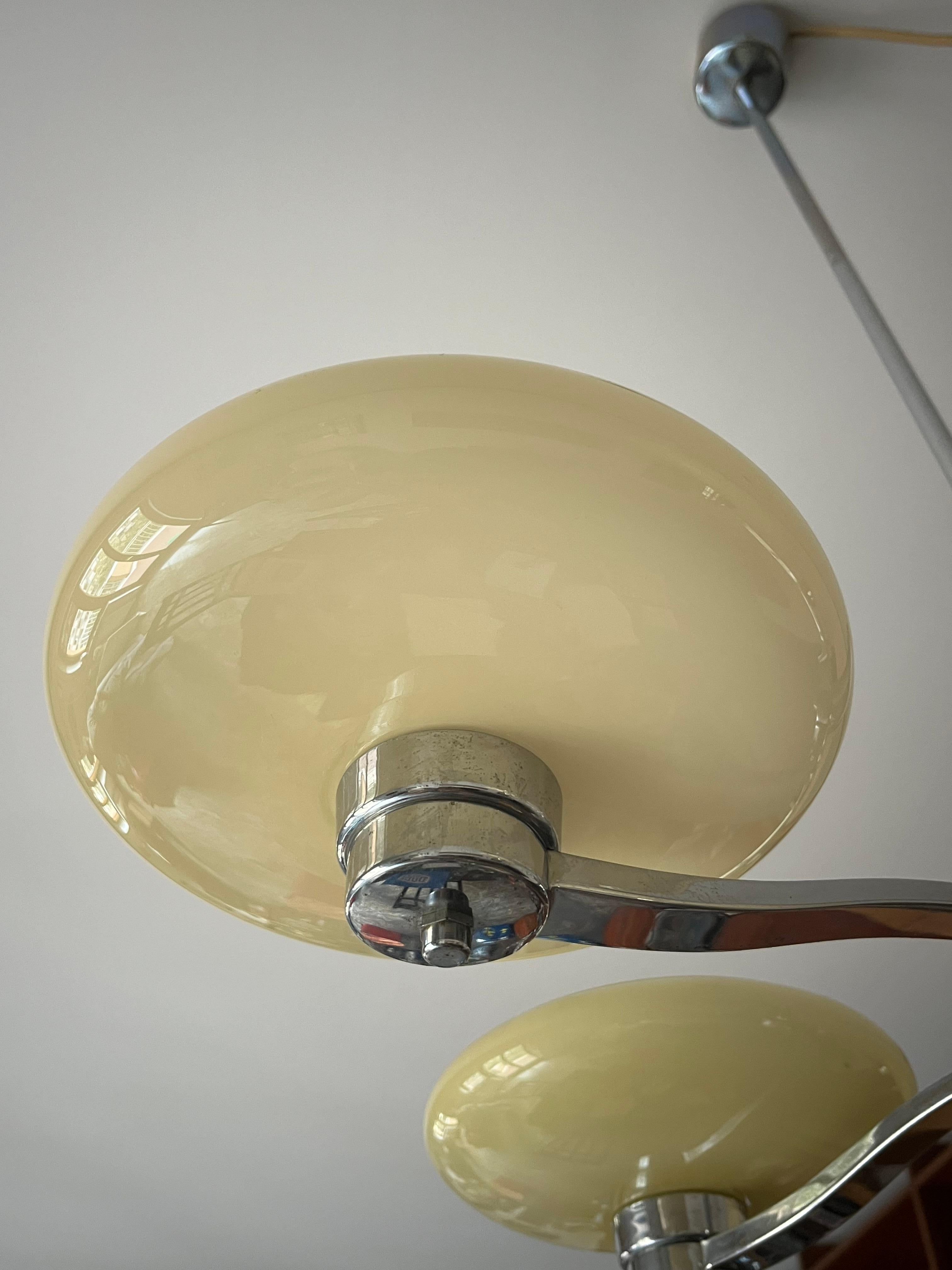 Art déco Lustre Art Déco à 5 lumières en verre de Murano et acier, années 1940 en vente