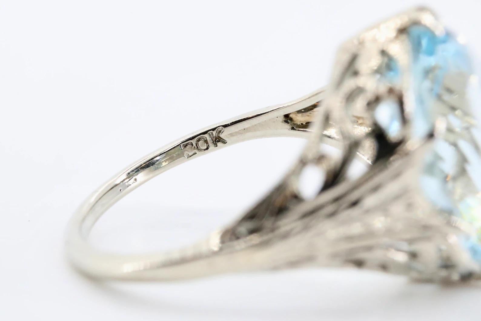 Women's Art Deco 5.00 Carat Aquamarine Solitaire Filigree Ring in 20 Karat White Gold For Sale