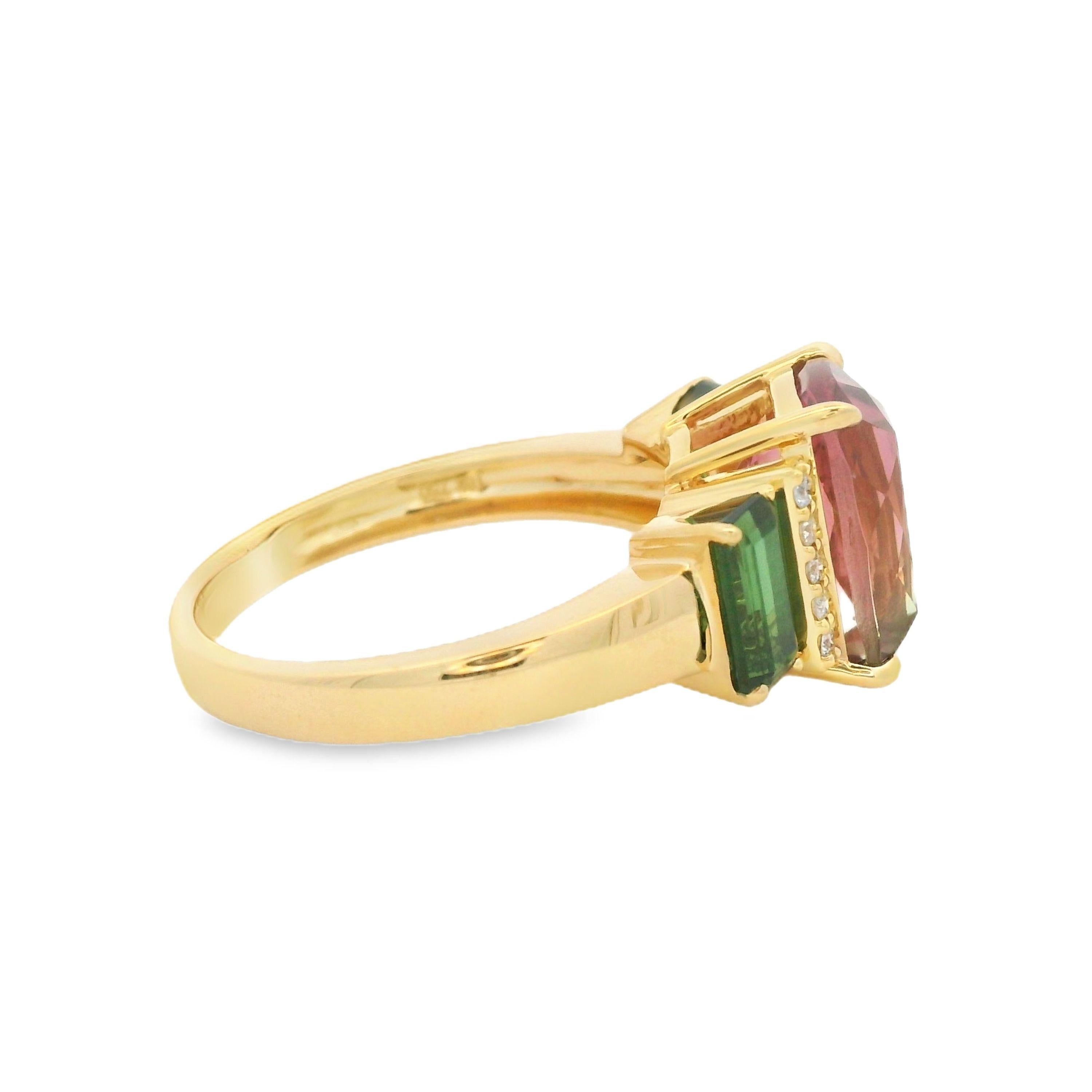 Anillo de diamantes de turmalina verde＆rosa＆de 5,05 quilates Art Déco en oro amarillo de 18 quilates en Nuevo estado para la venta en Hong Kong, HK