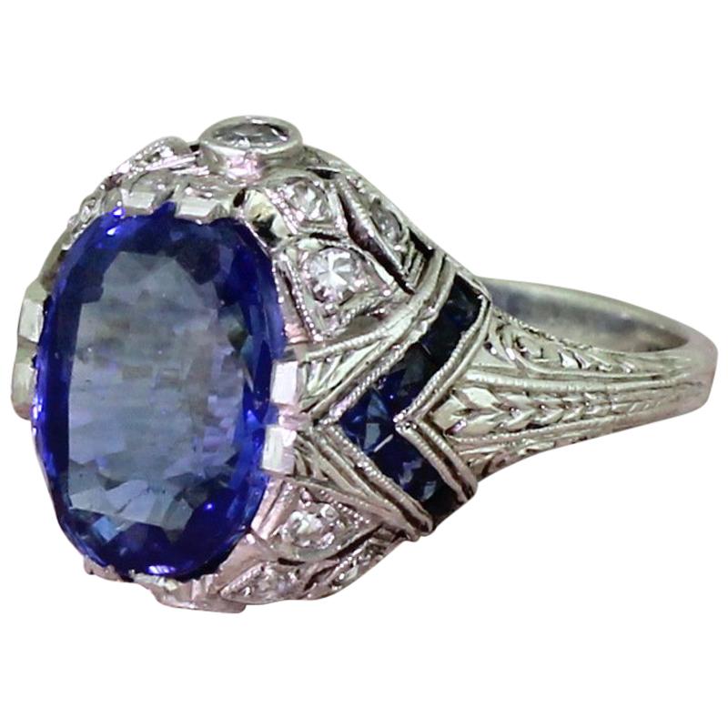 Art Deco 5.07 Carat Natural Ceylon Sapphire Platinum Solitaire Ring For Sale